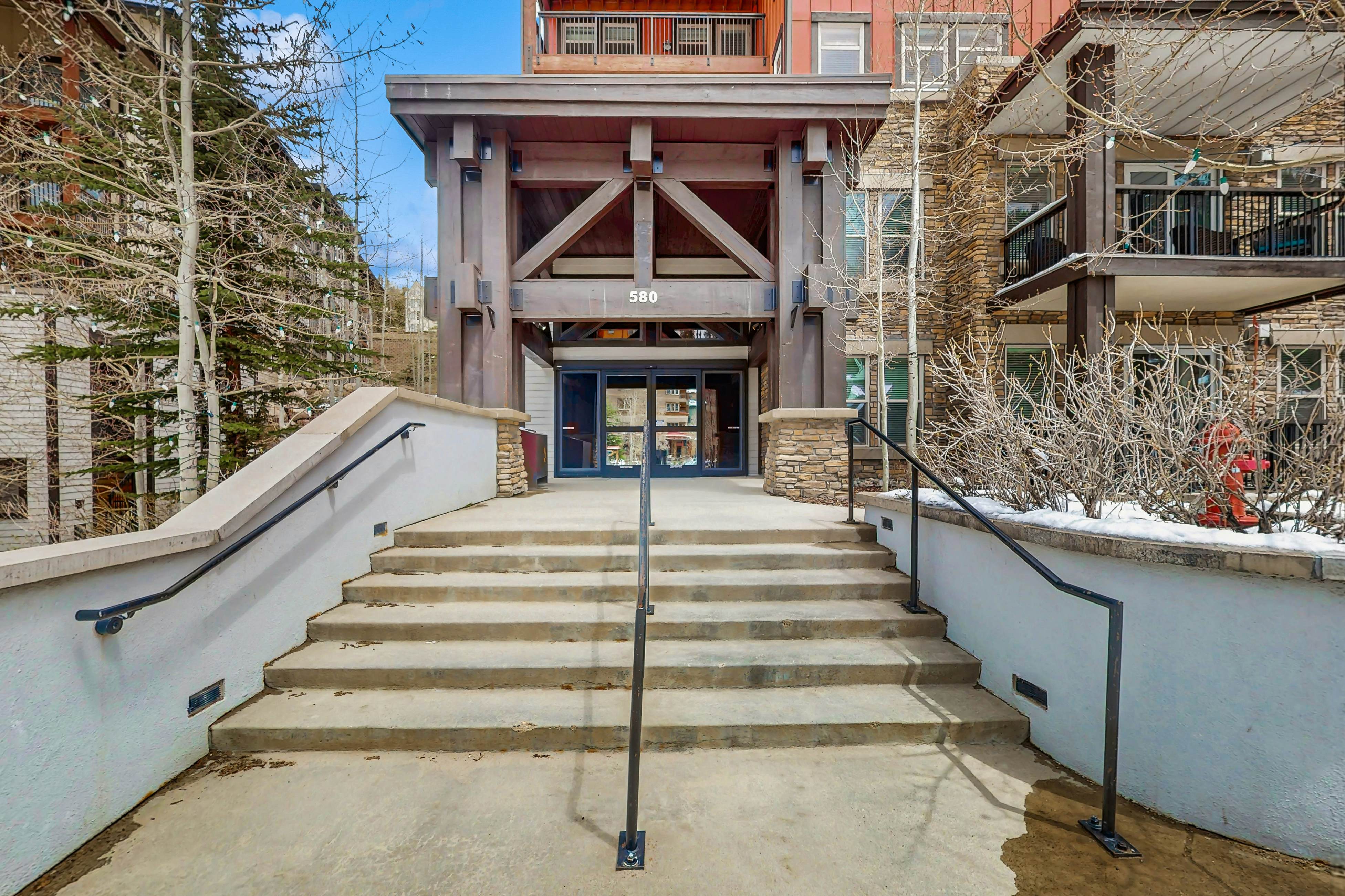 Founders Pointe Condo