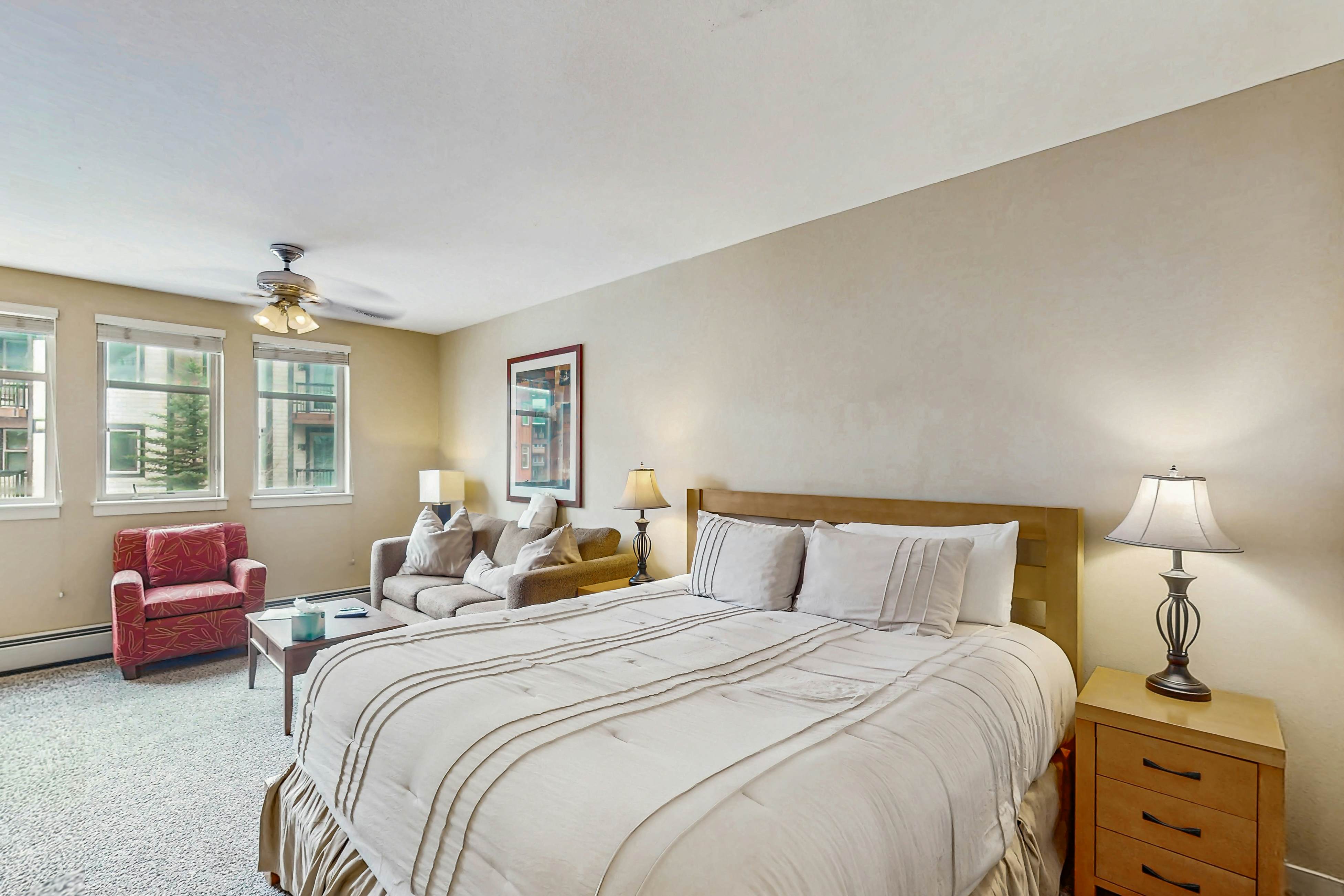 Founders Pointe Condo