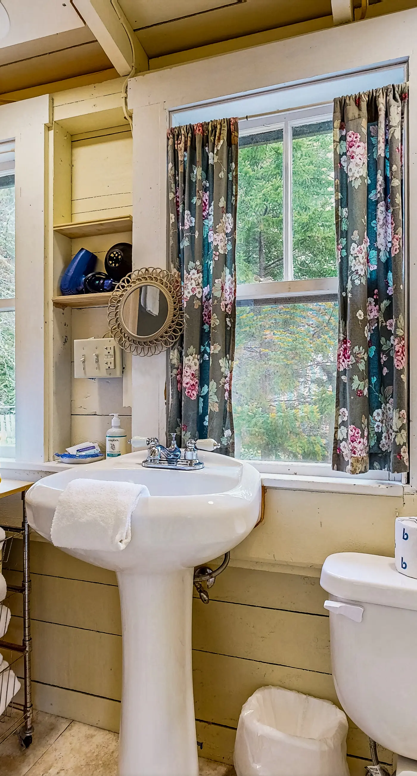 The Beach House at Wall Point