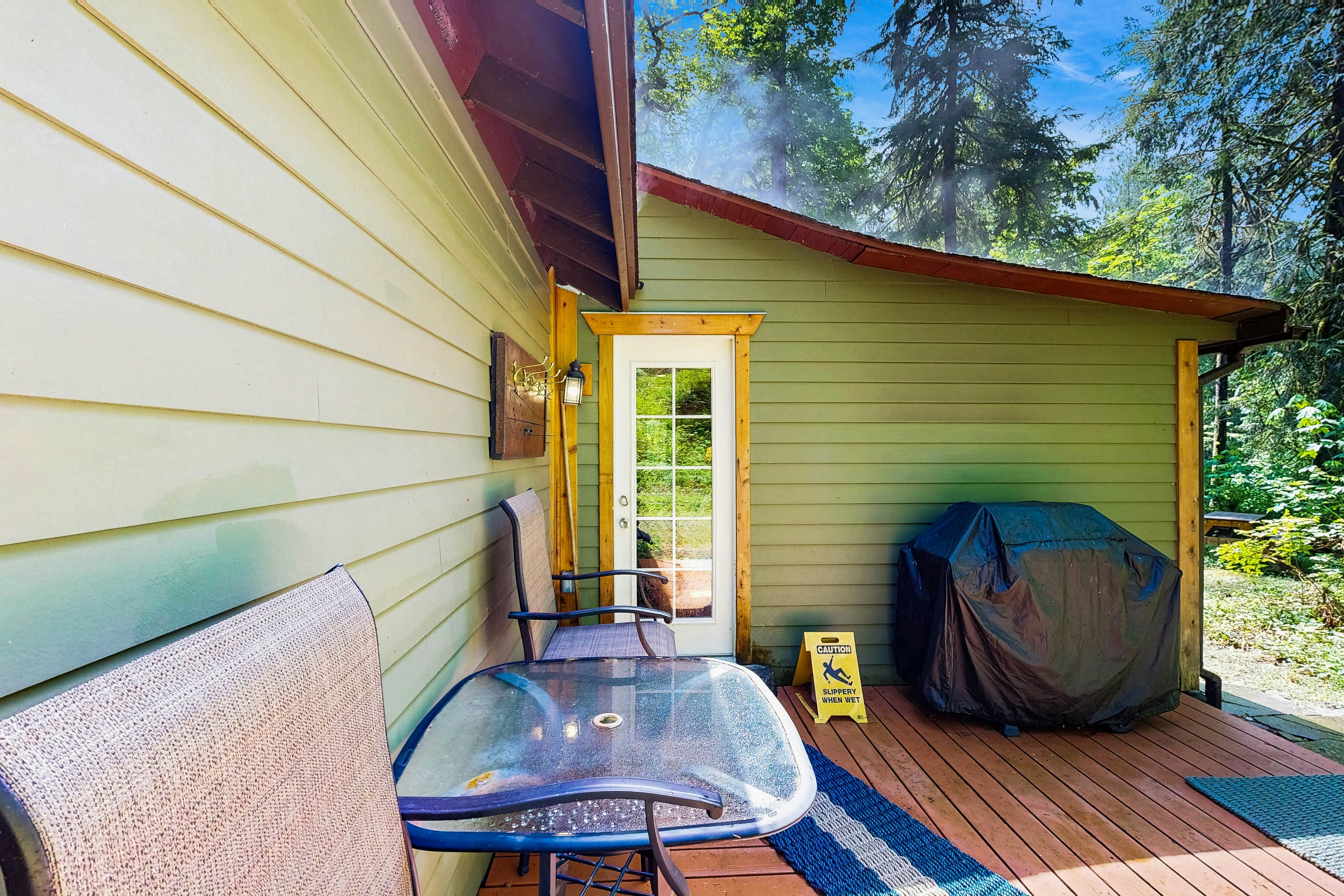 Eva's Cottage - Romancing the River