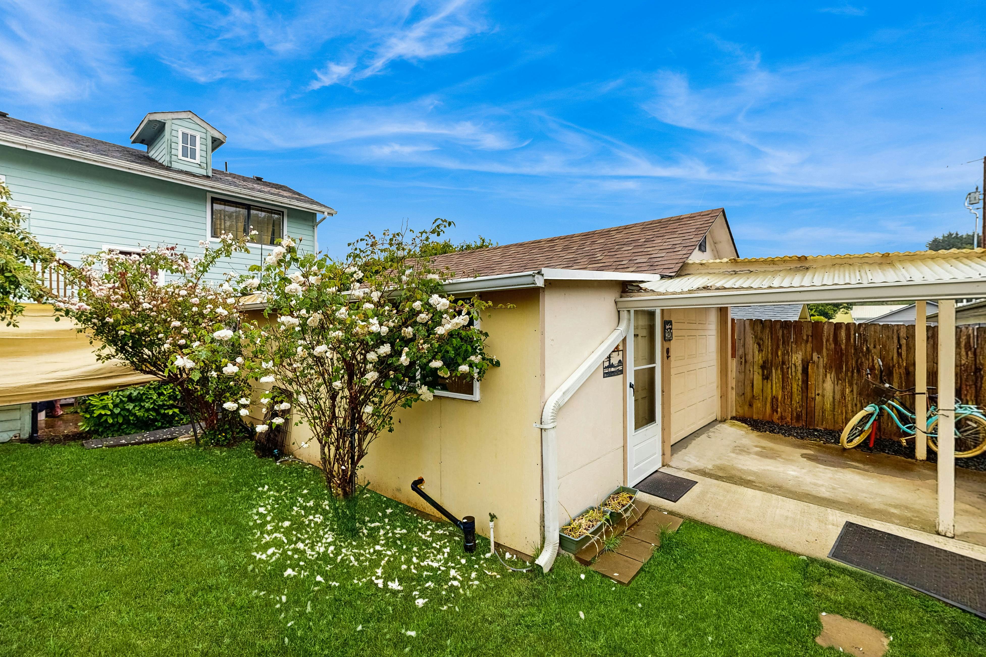 DnA Tiny beach House