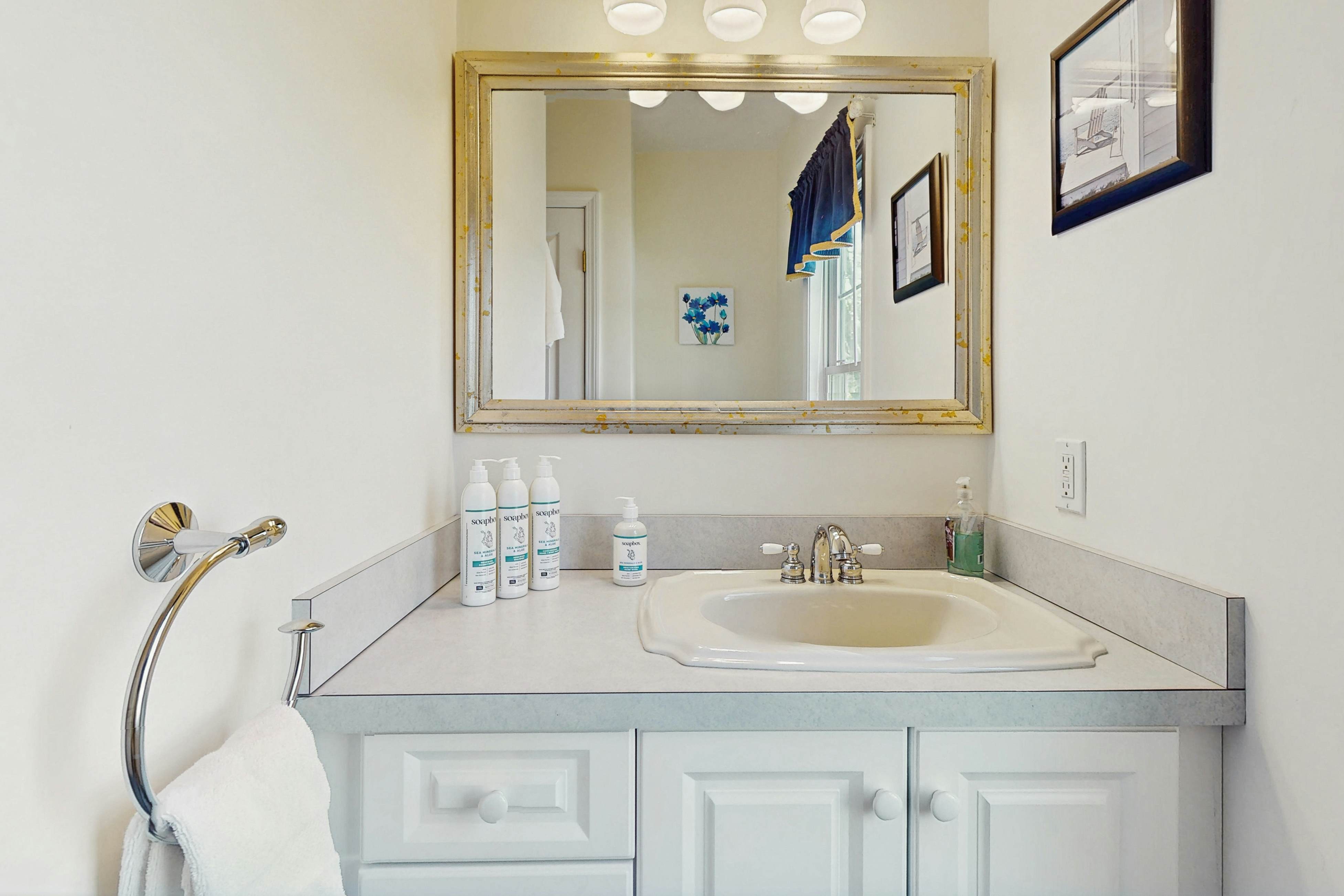 The Yarmouth Anchor - 12 and 14