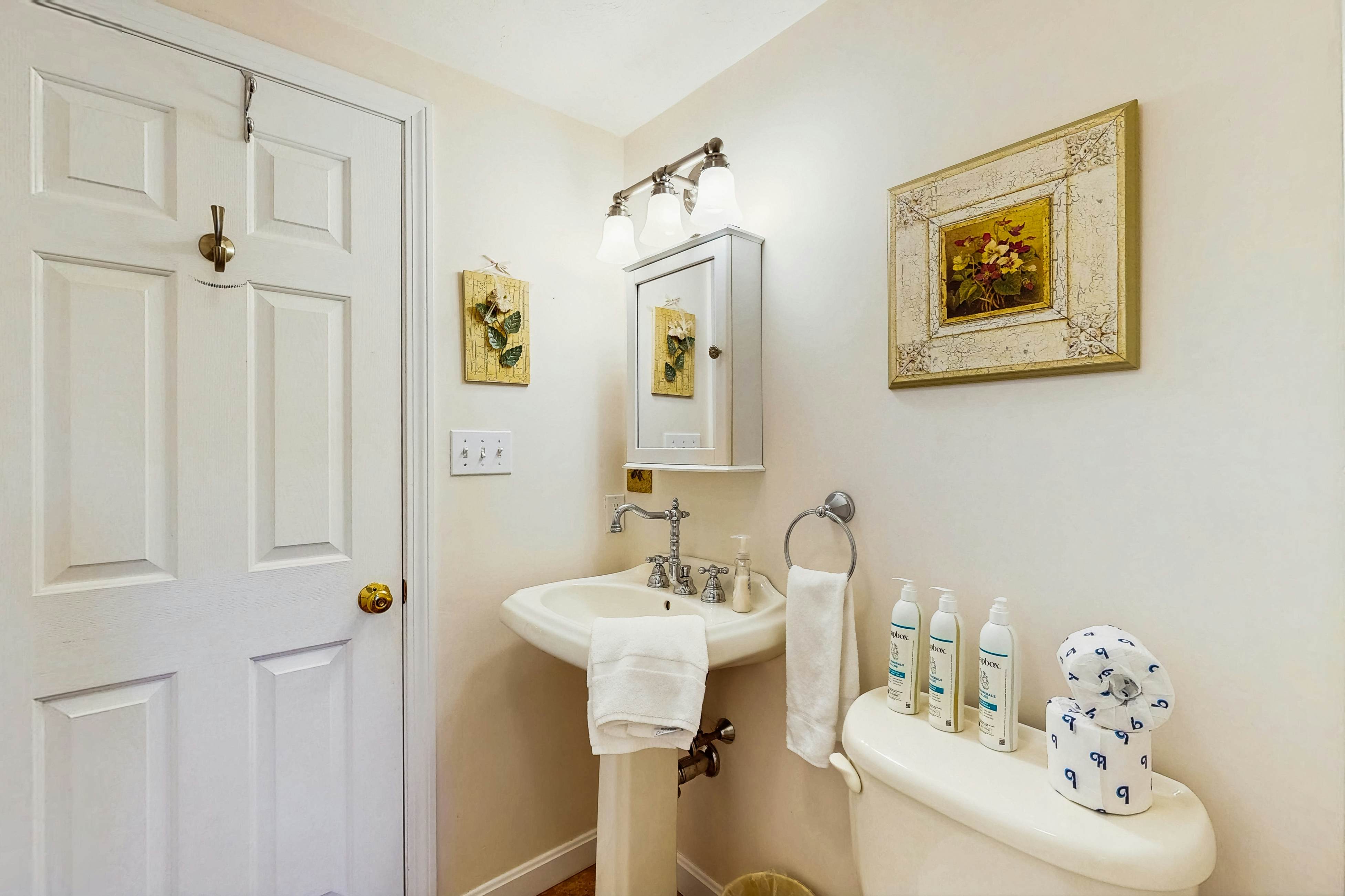 The Yarmouth Anchor - 12 and 14