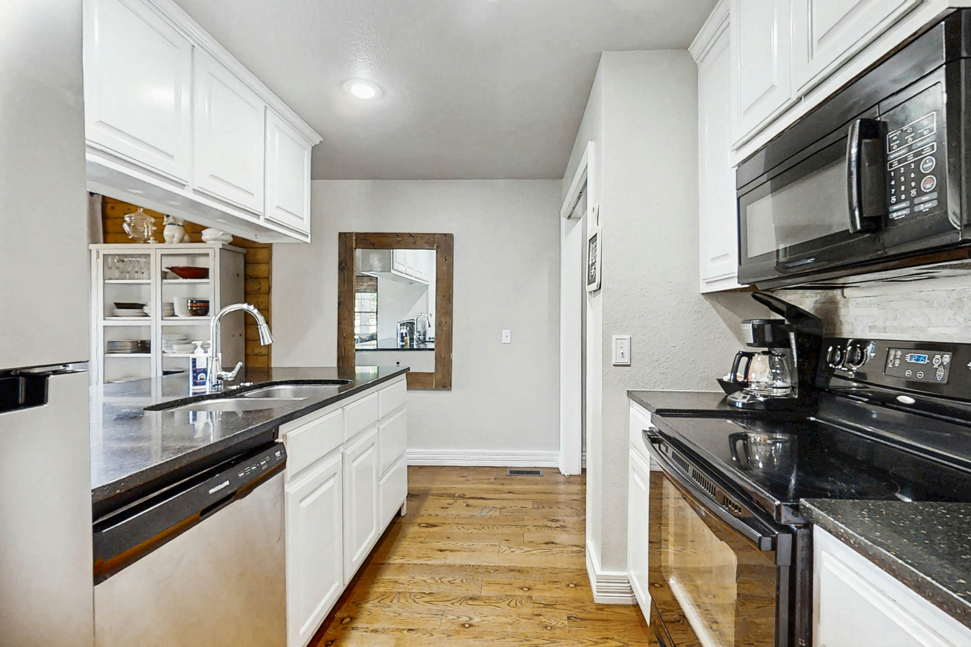 Beaver Lake Pool House