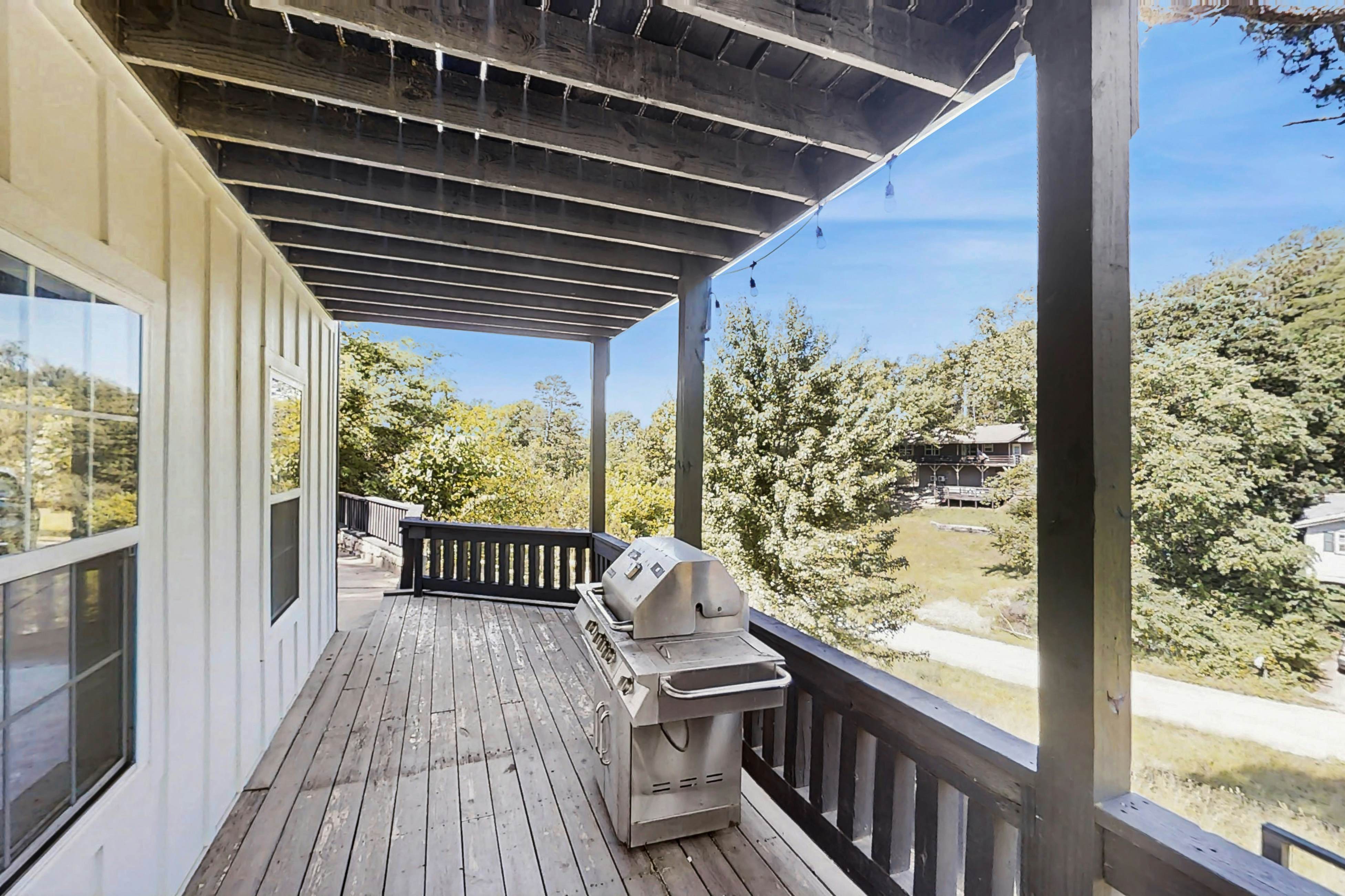 Beaver Lake Pool House