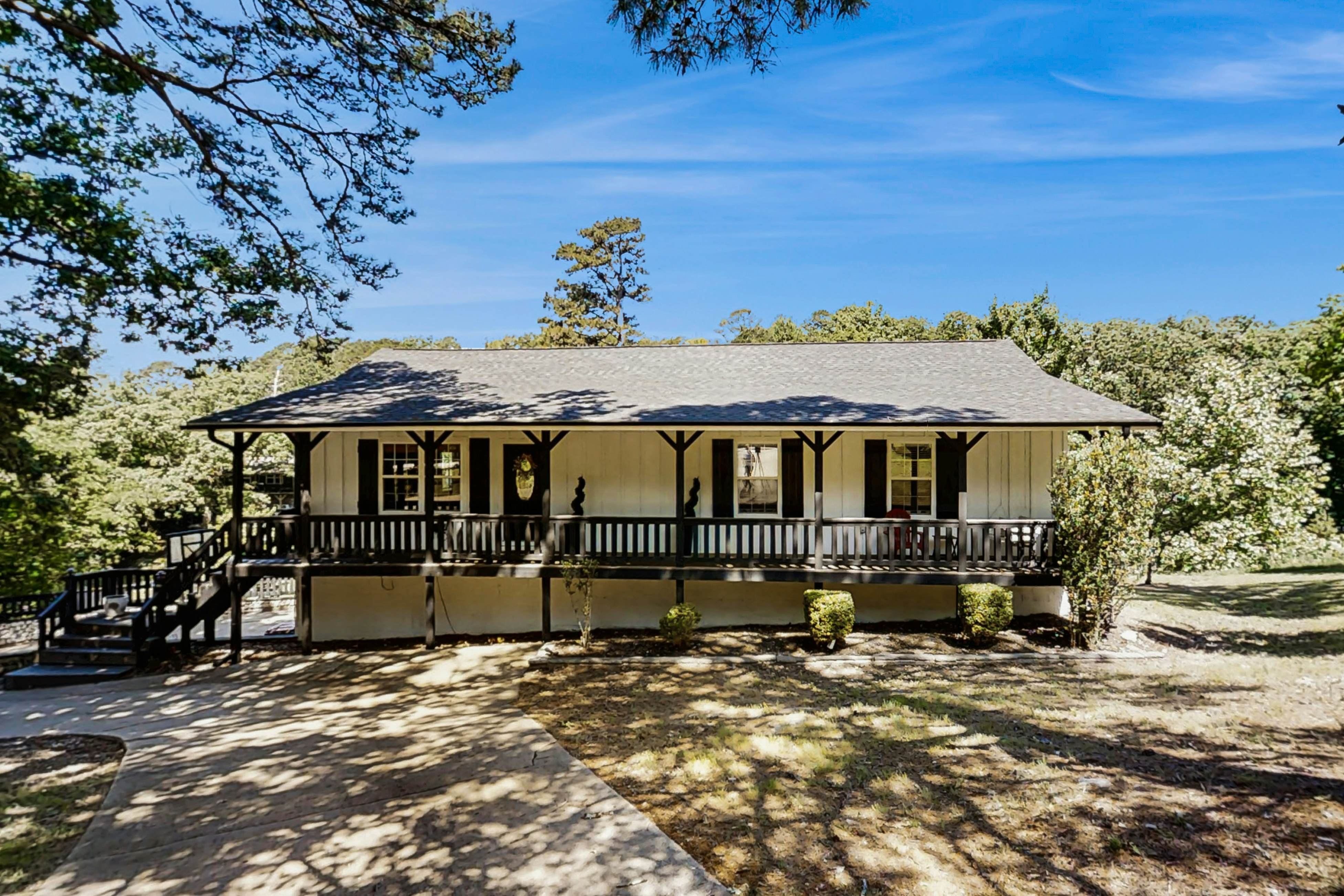 Beaver Lake Pool House