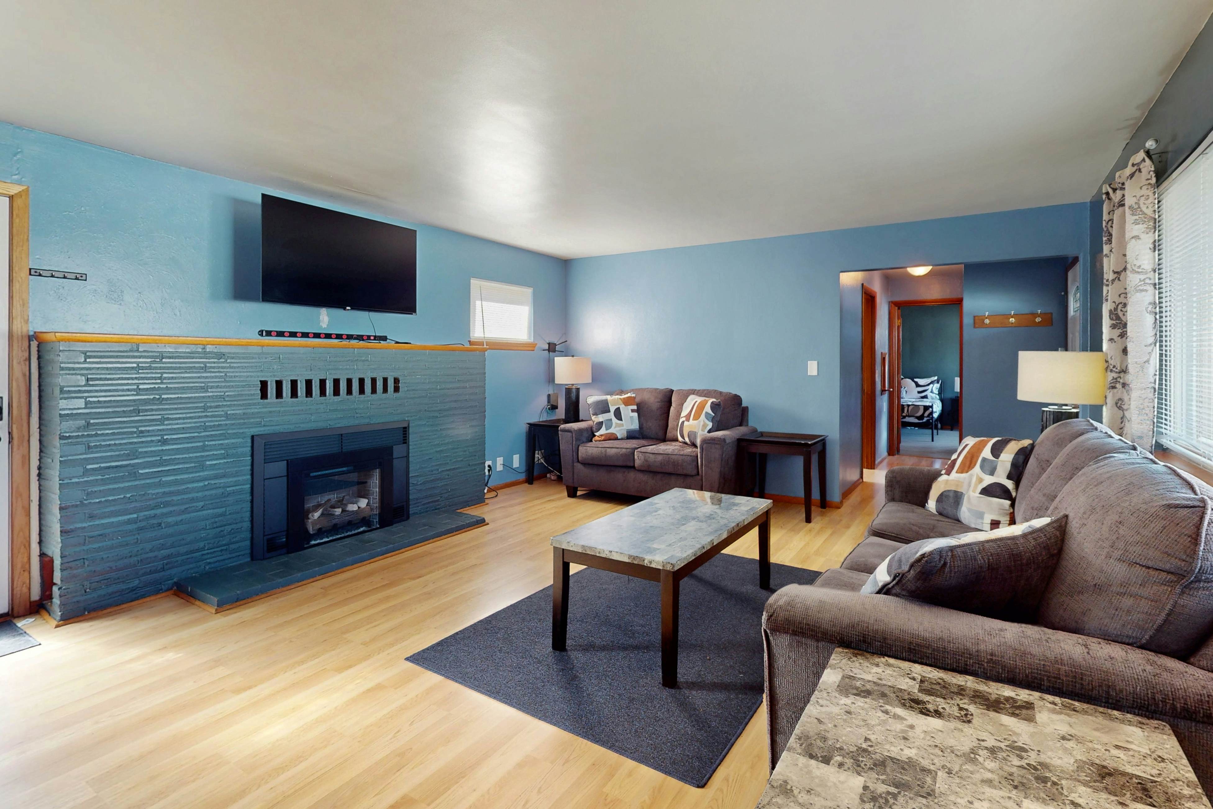 The Hoodsport Hideaway