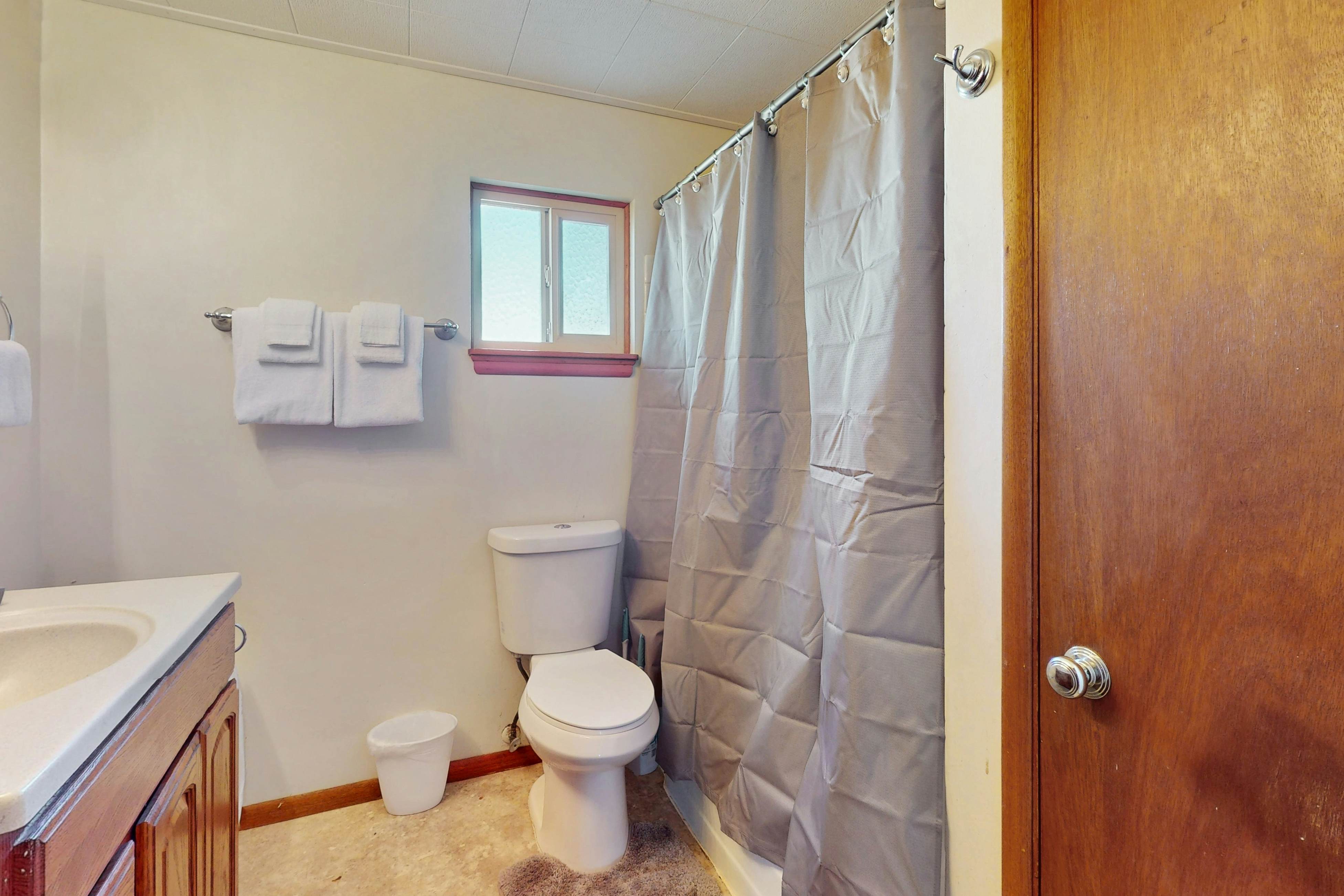 The Hoodsport Hideaway