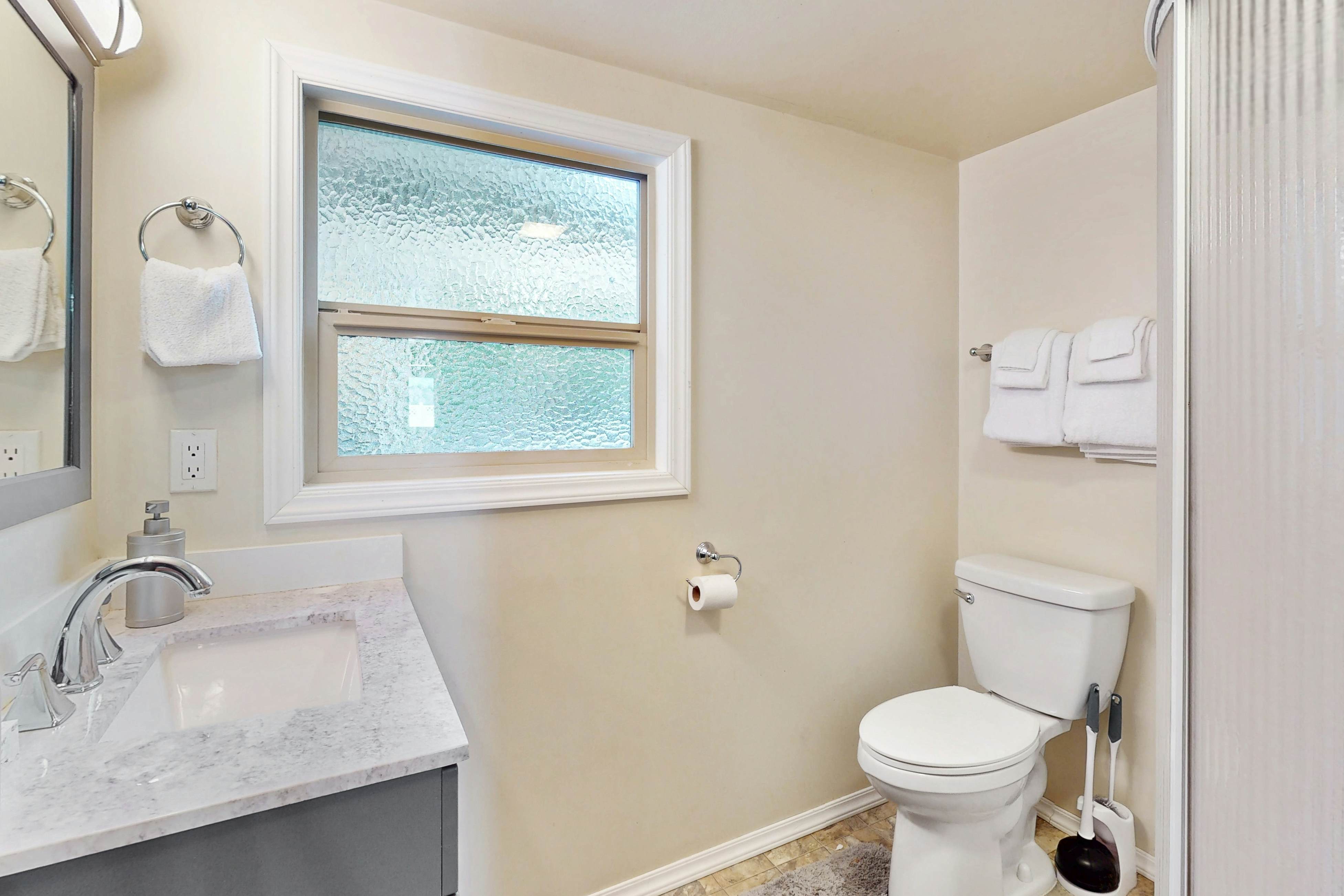 The Hoodsport Hideaway