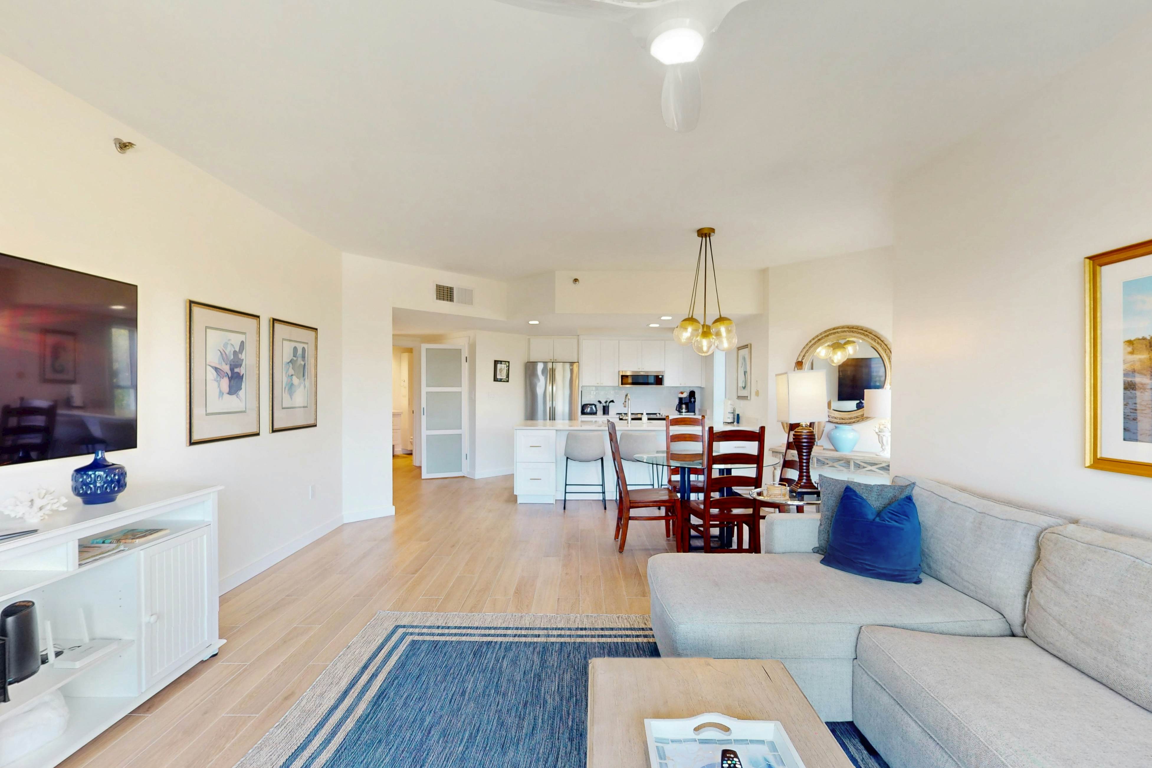 Barrington Court 409