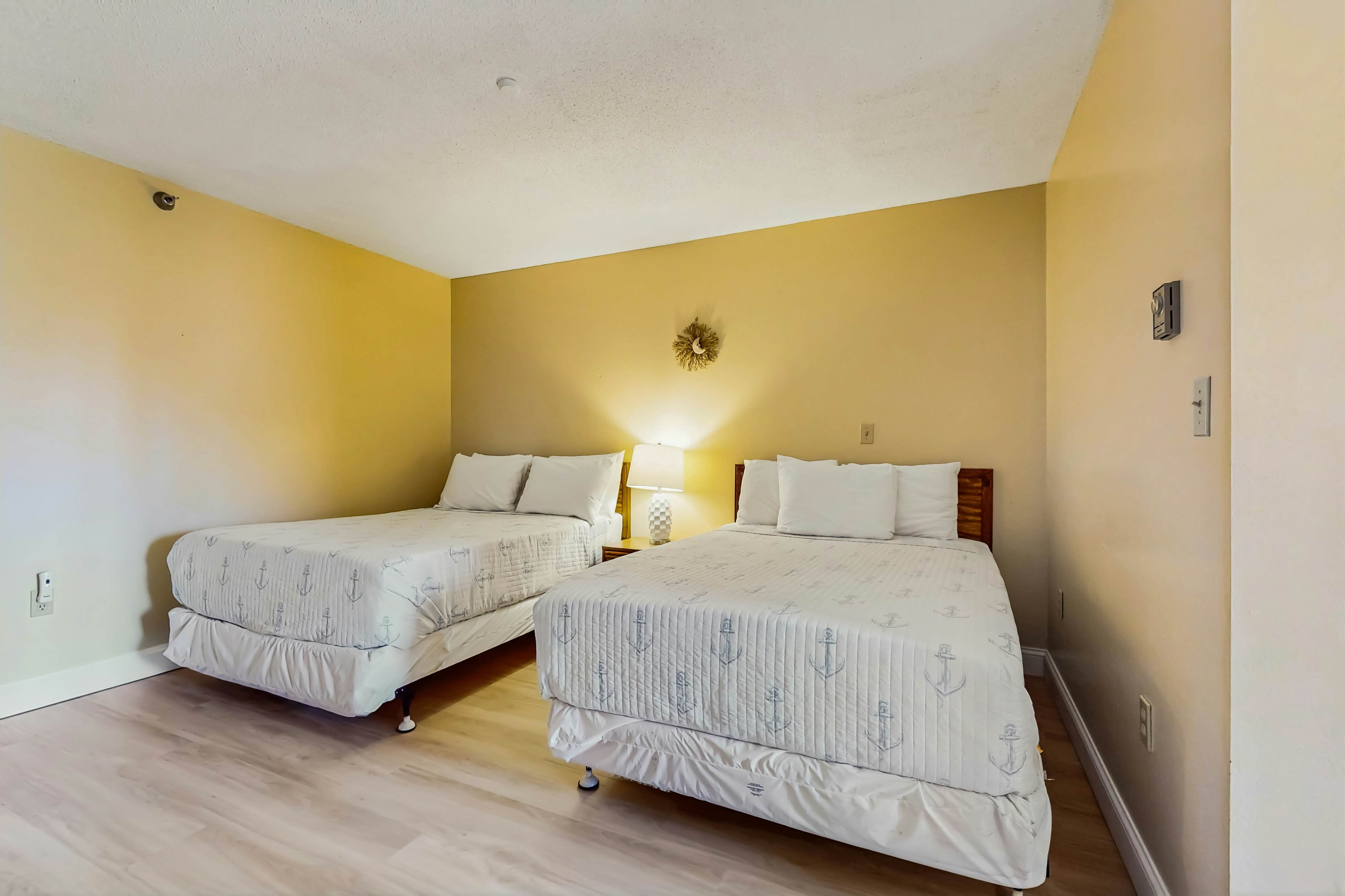 Wellington Manor 129