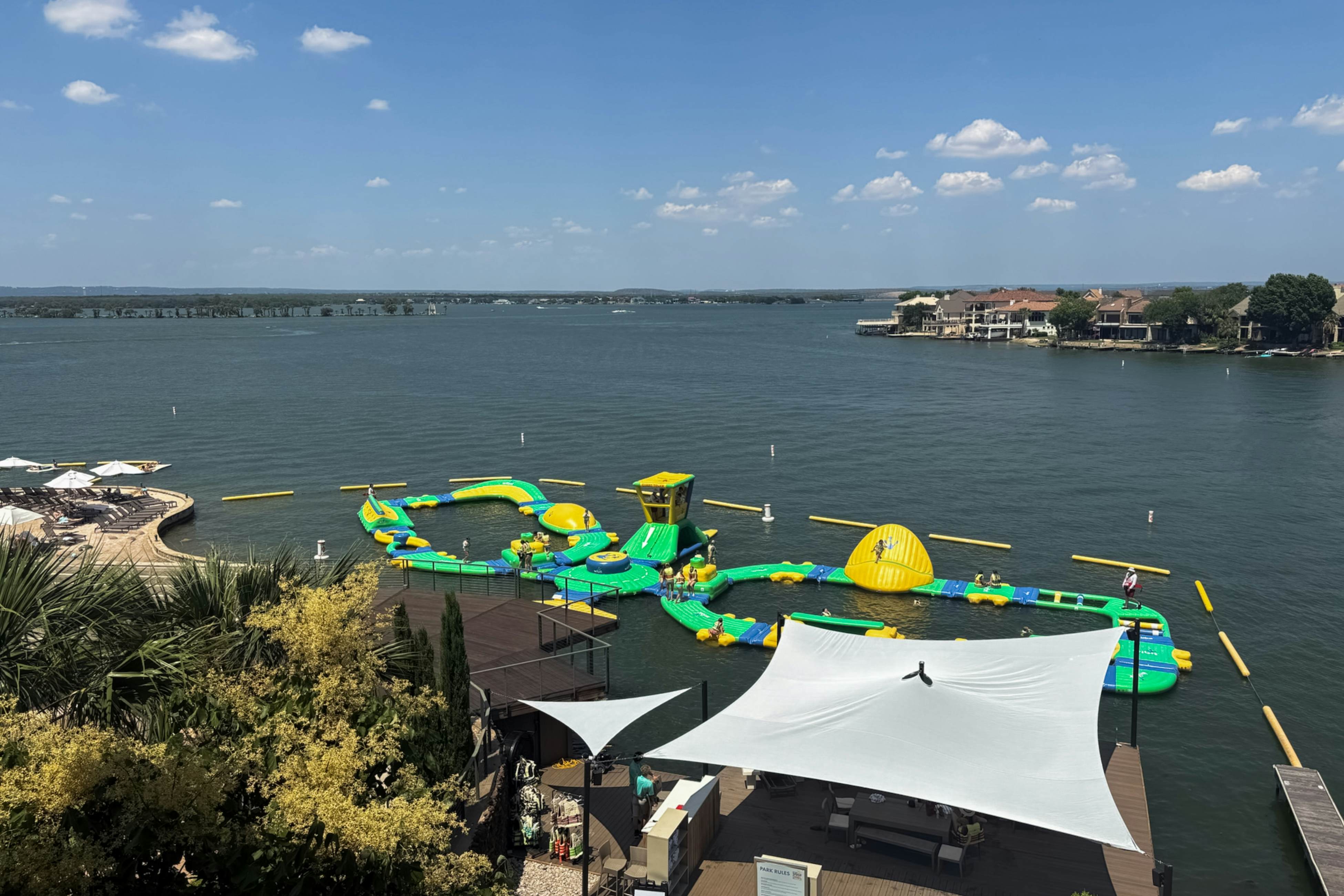 The Waters Condo - Lakefront Oasis