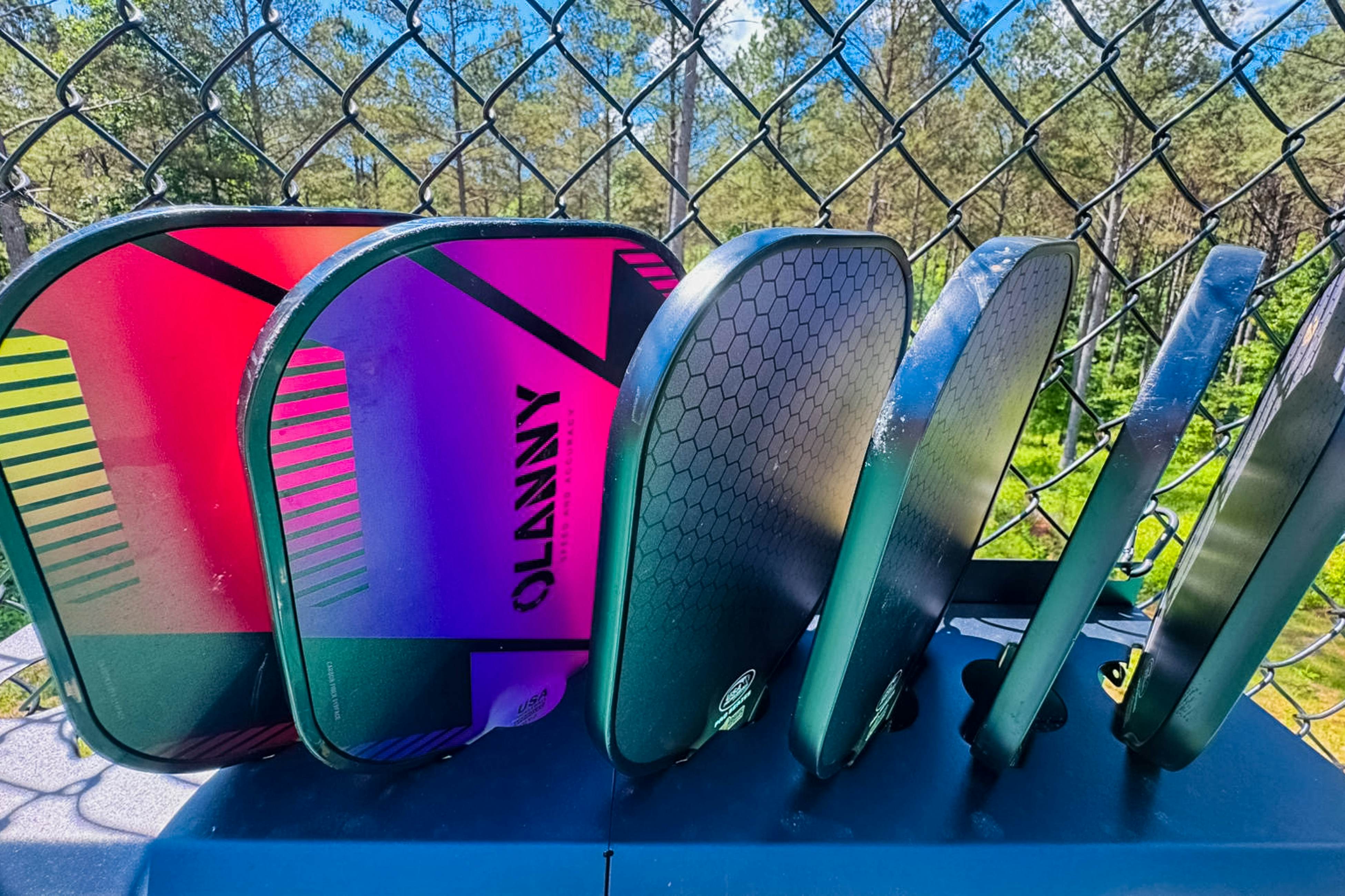 Mountain Peak Lodge - Cabin & Game Room Retreat 