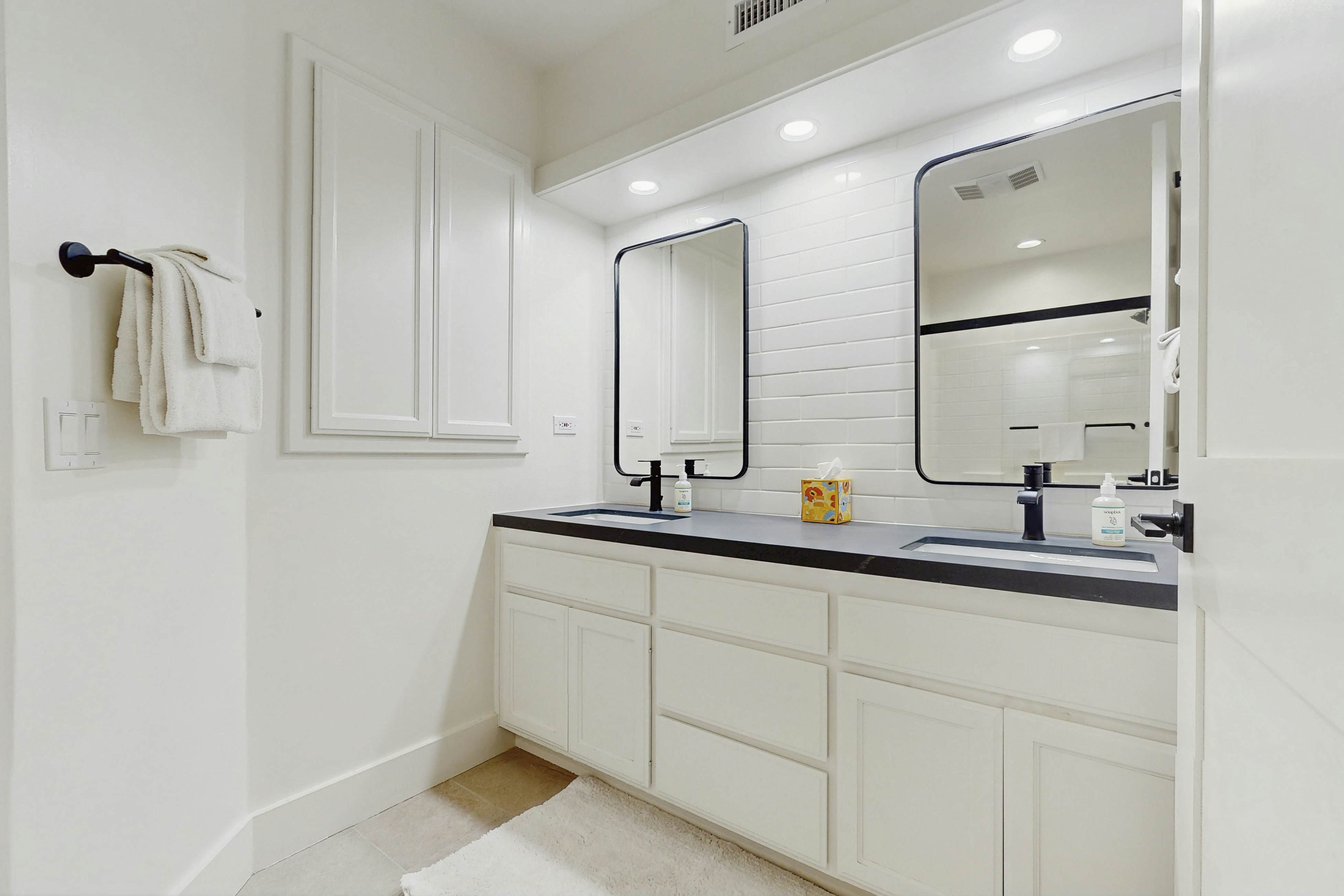 The Kingsview Lakehouse