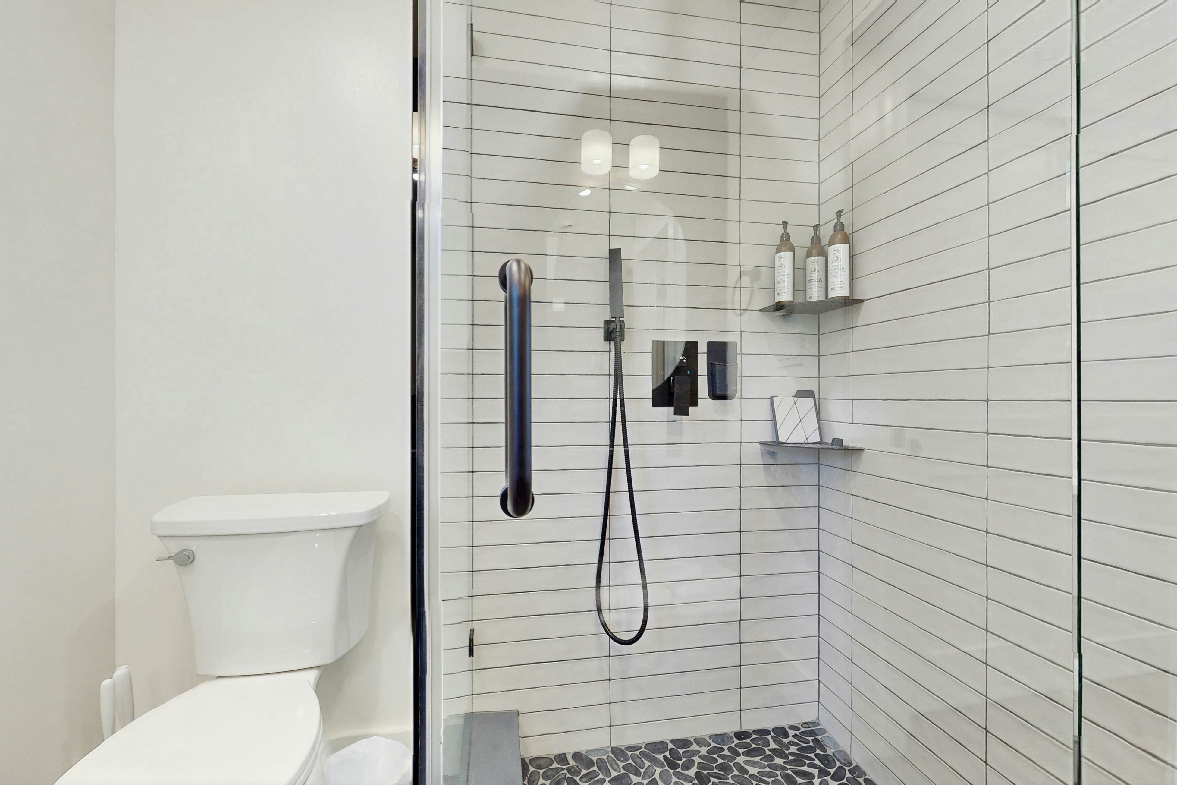 The Kingsview Lakehouse