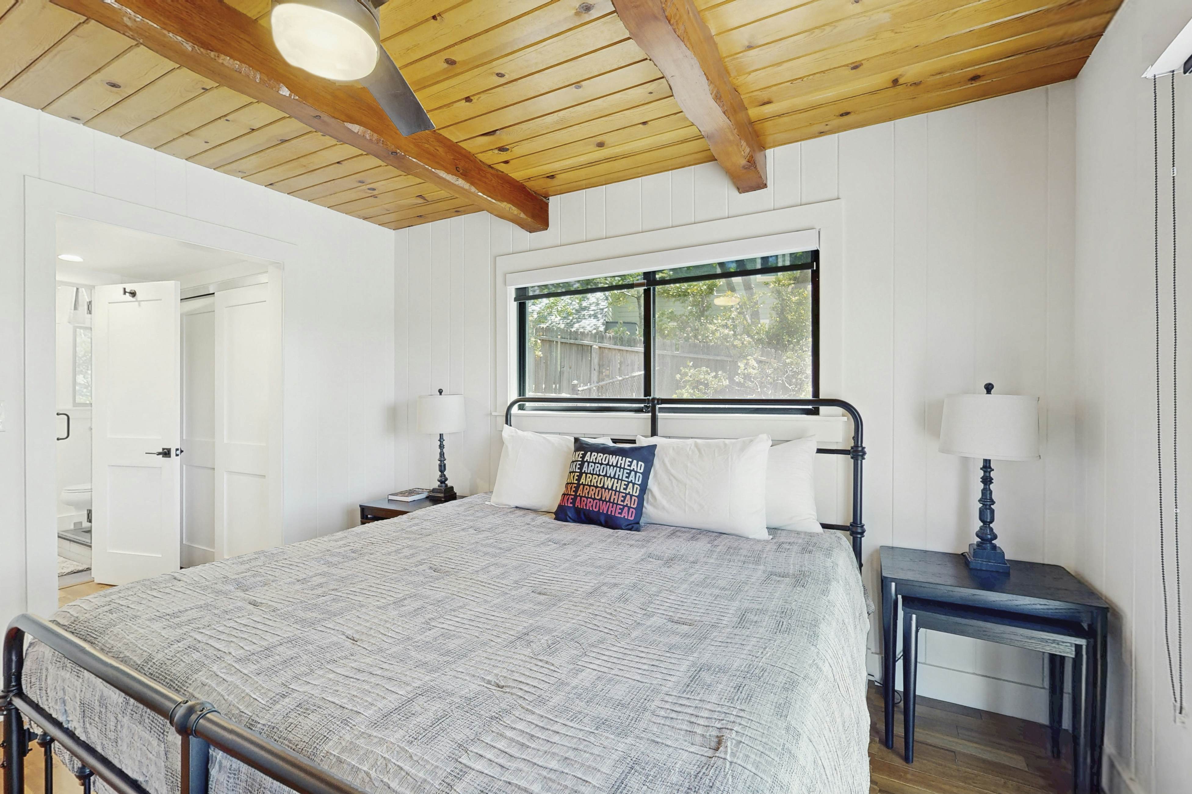 The Kingsview Lakehouse