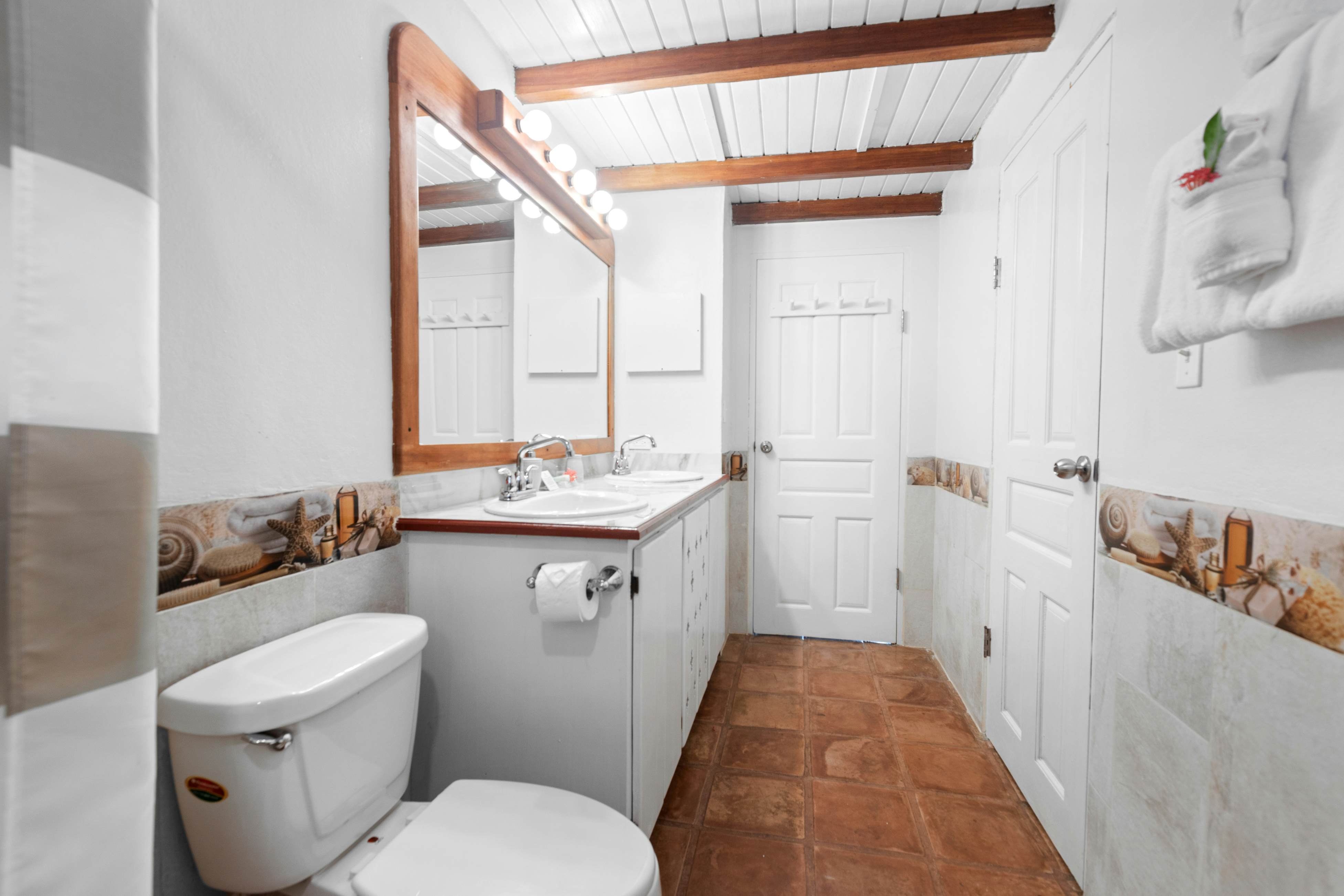 Condo # 21 at Beachside Villas -Gold Standard Certified