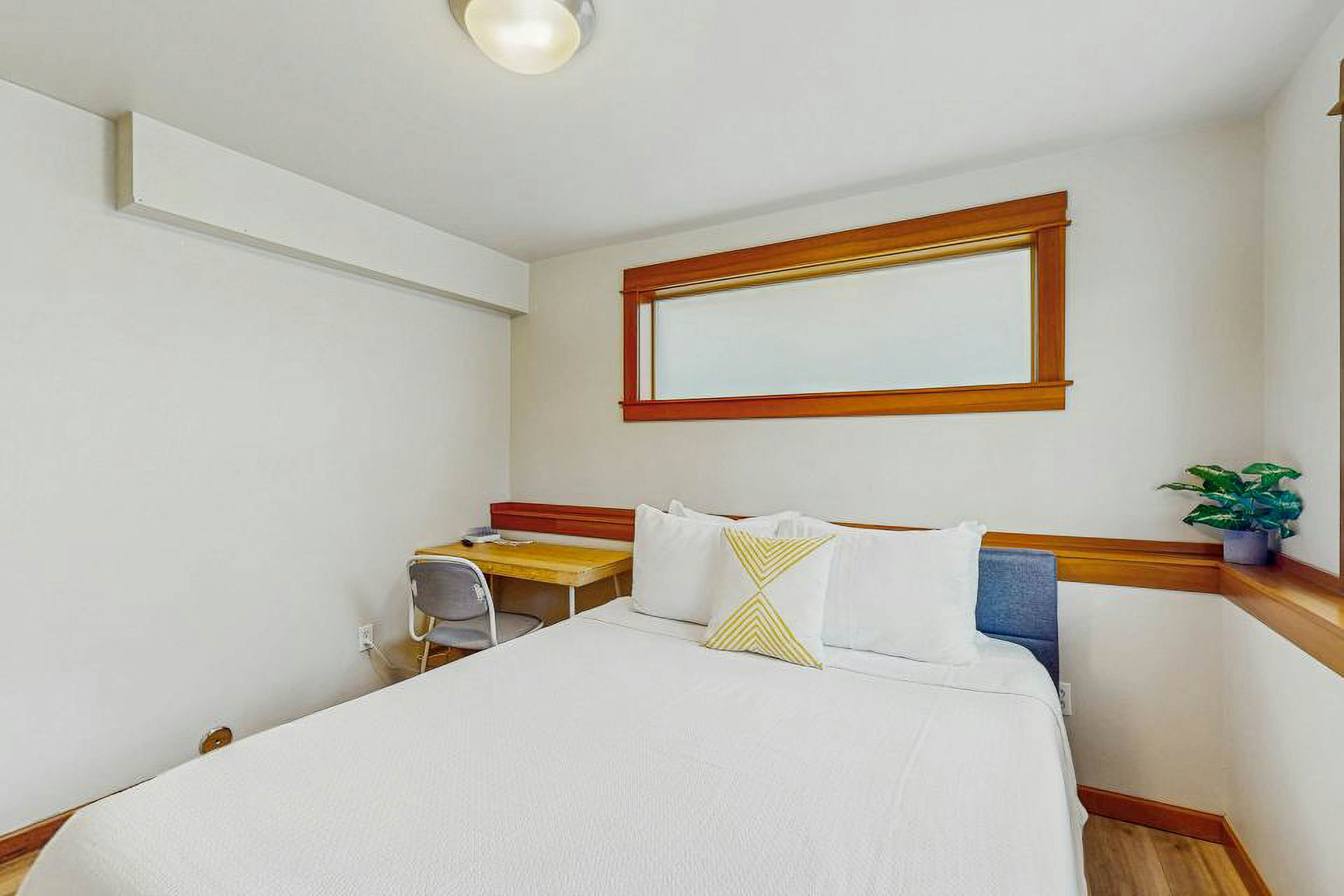 Seattle Adventure & Stadium Getaway -  Lower Level