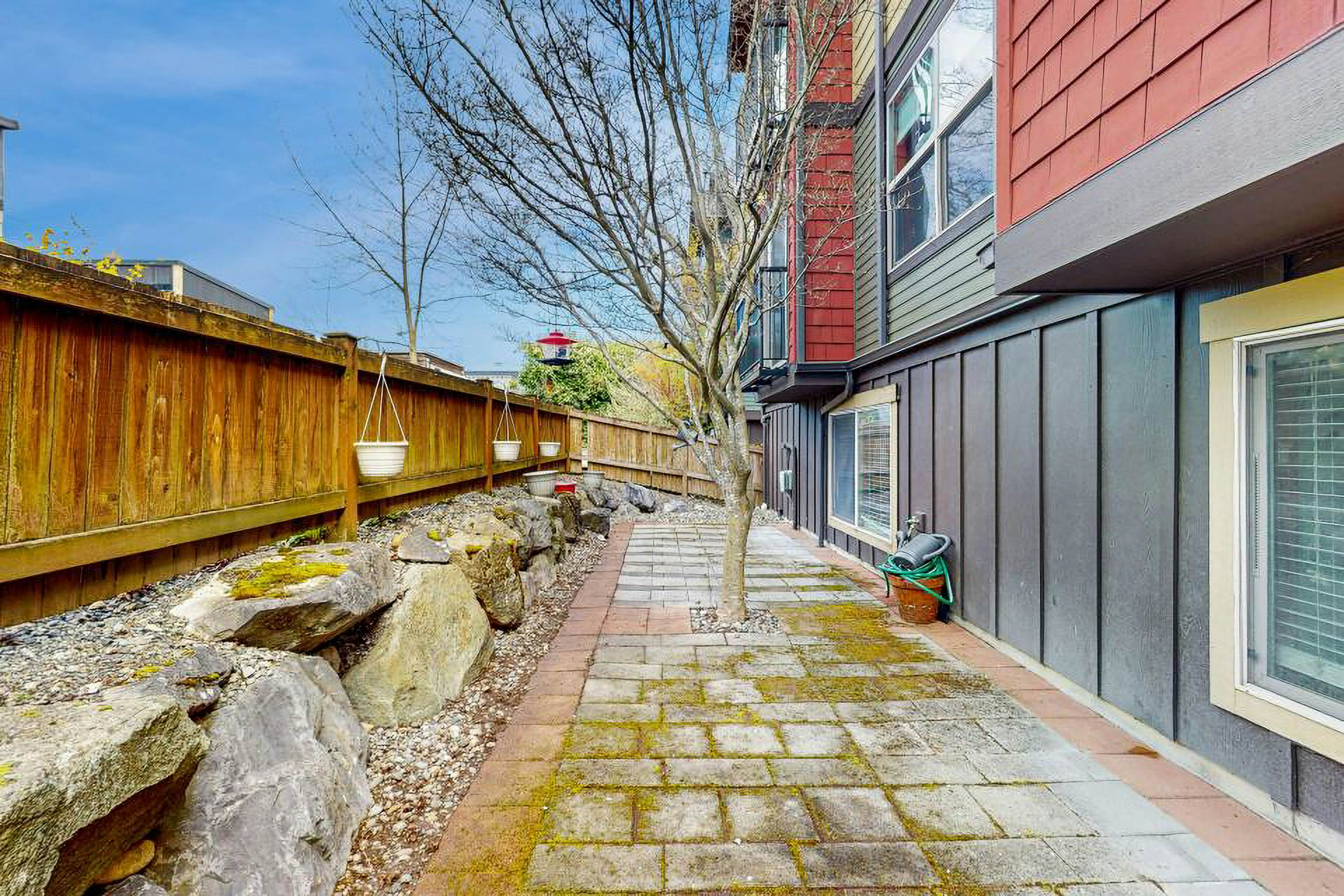 Seattle Adventure & Stadium Getaway -  Lower Level