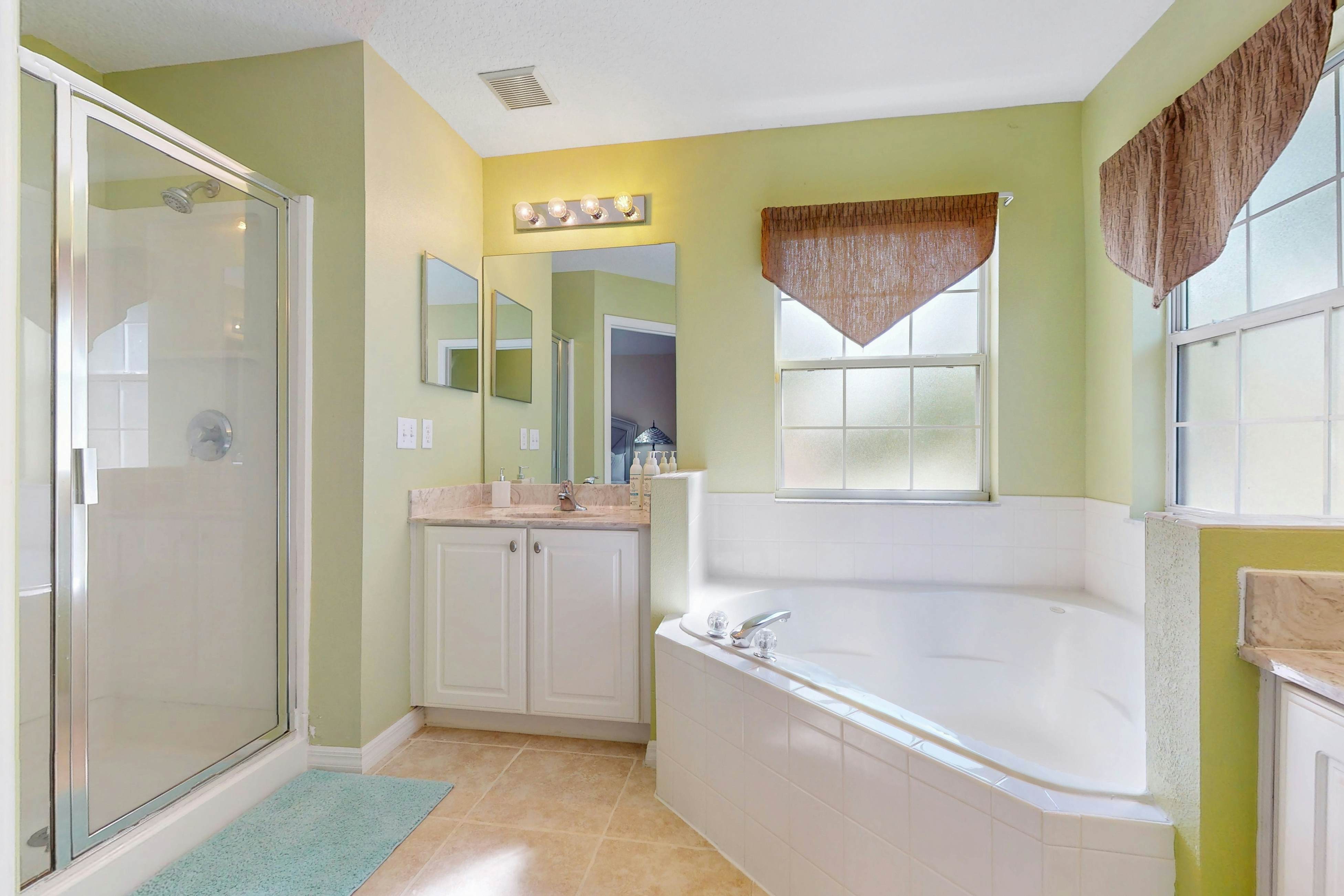 The Seven Emeralds of Isla