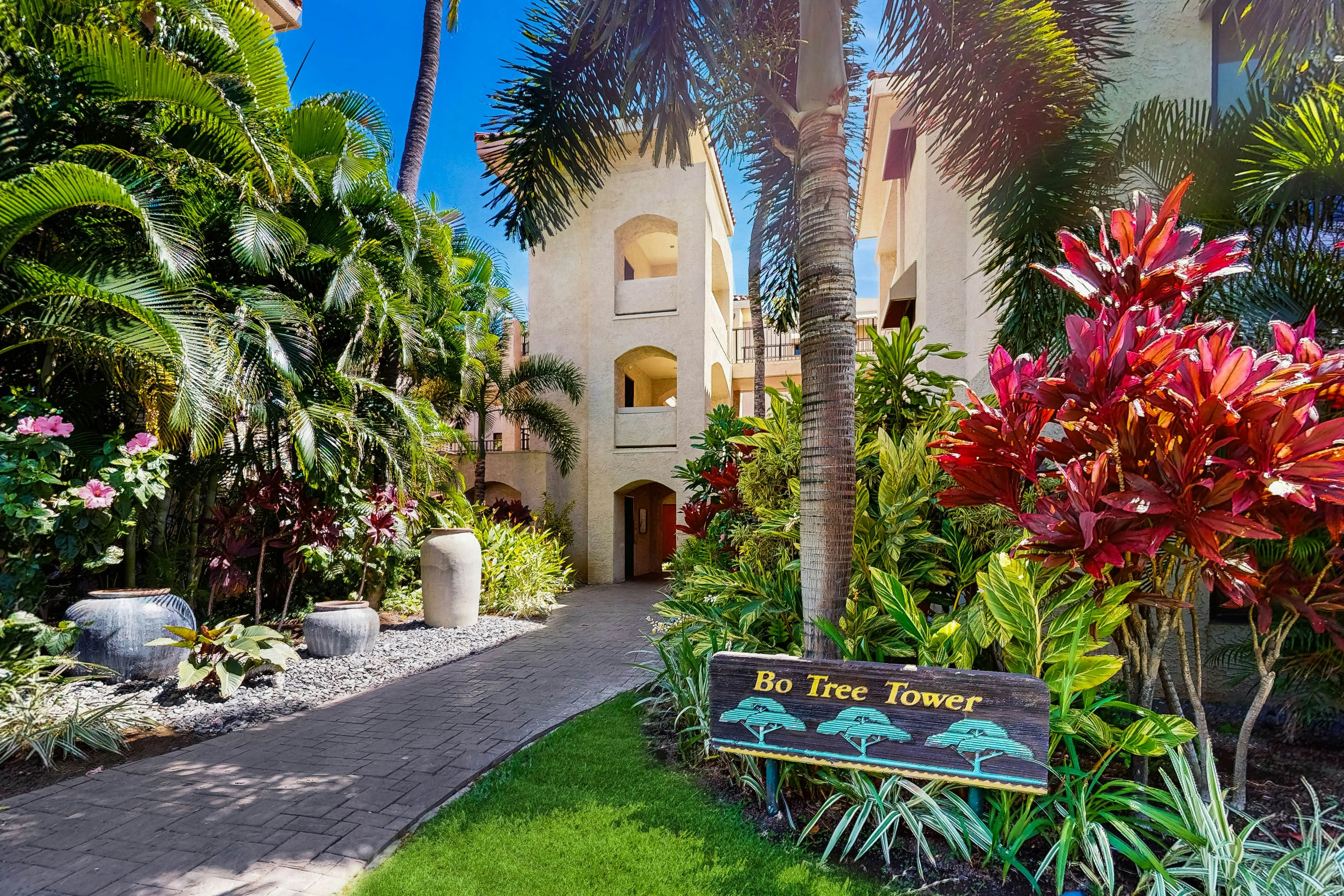 Tropical Getaway at the Shores Waikoloa Beach #138