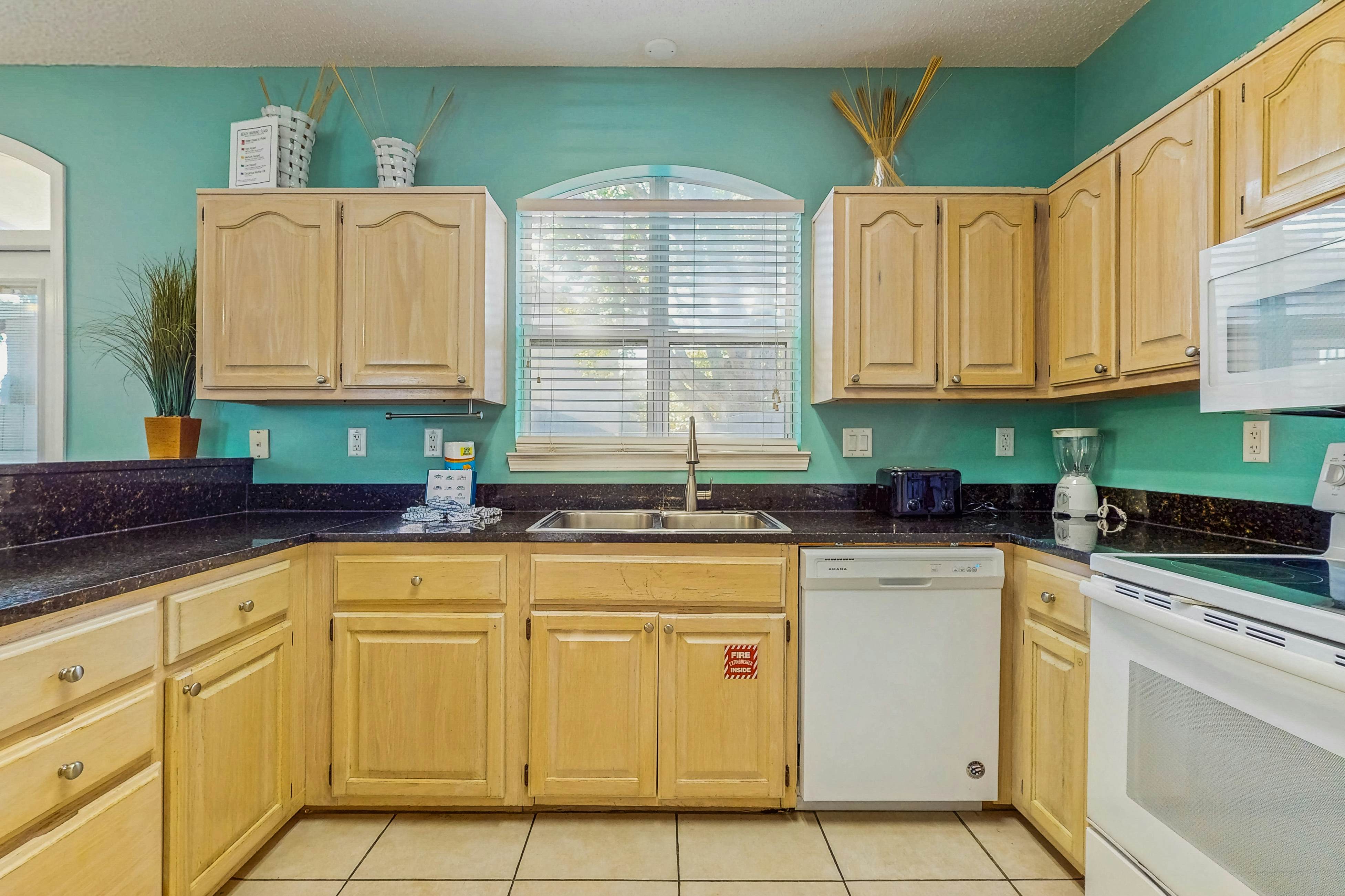 Emerald Shores - Beach Peach