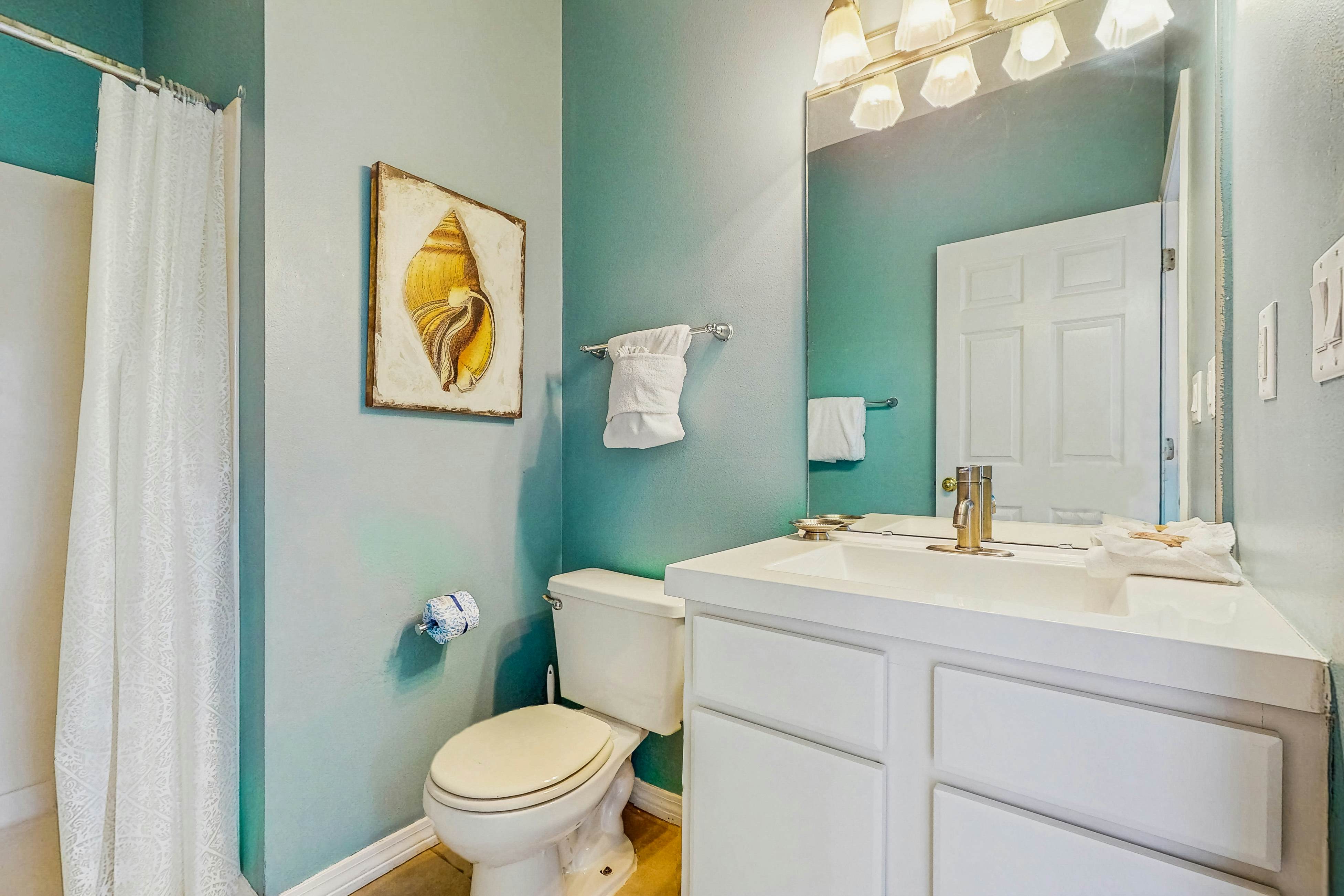 Emerald Shores - Beach Peach