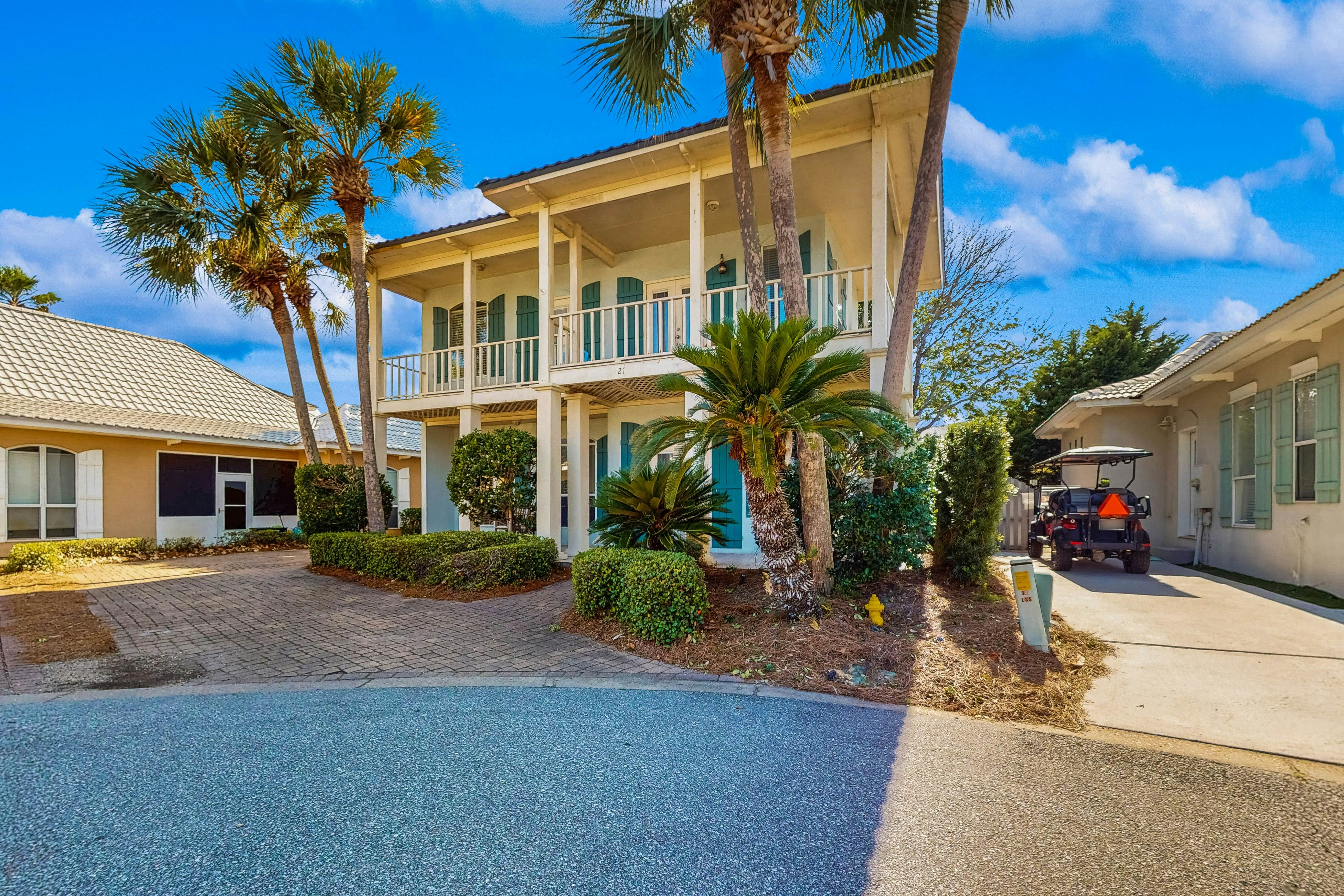 Emerald Shores - Beach Peach