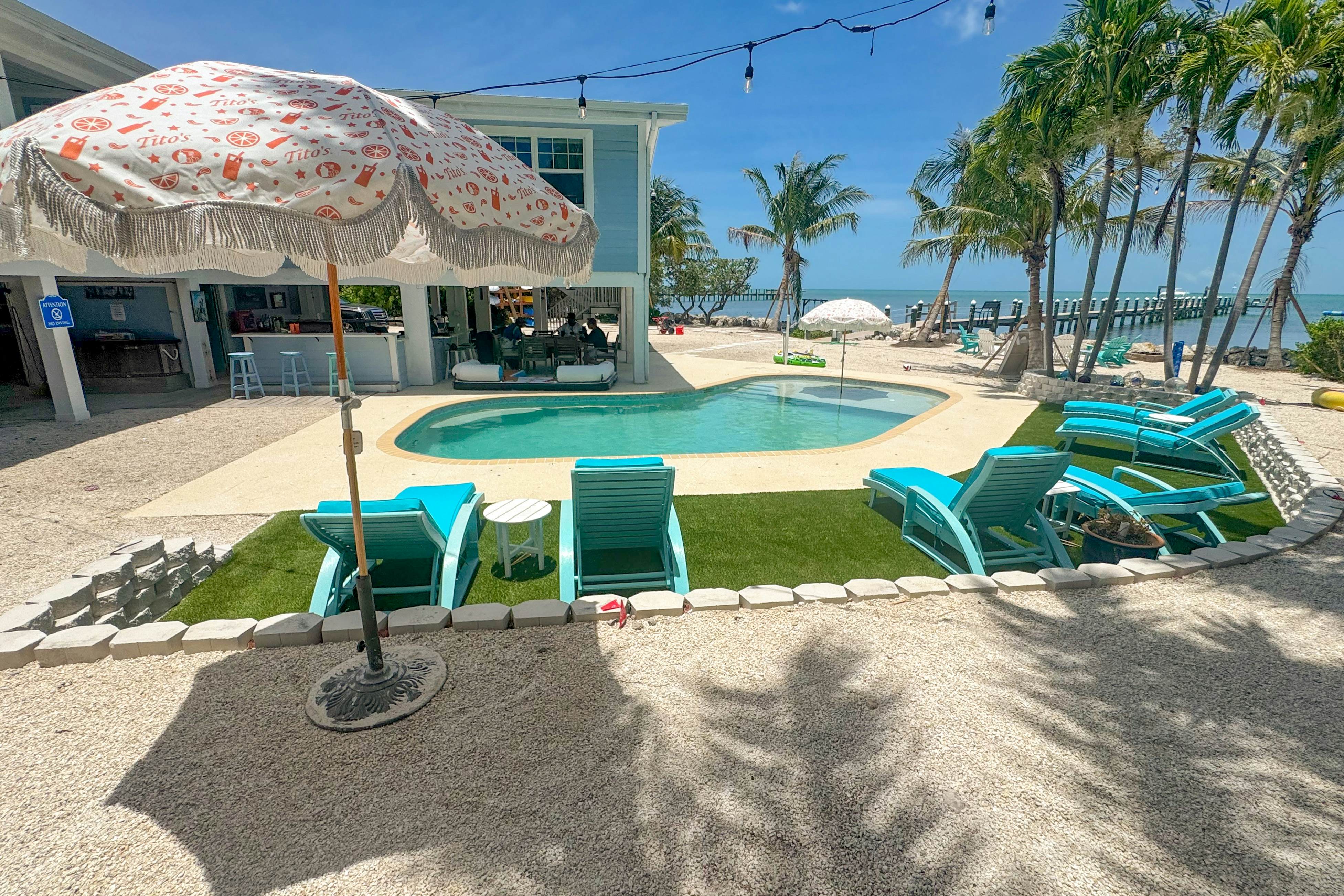 Bayfront Sunset Oasis