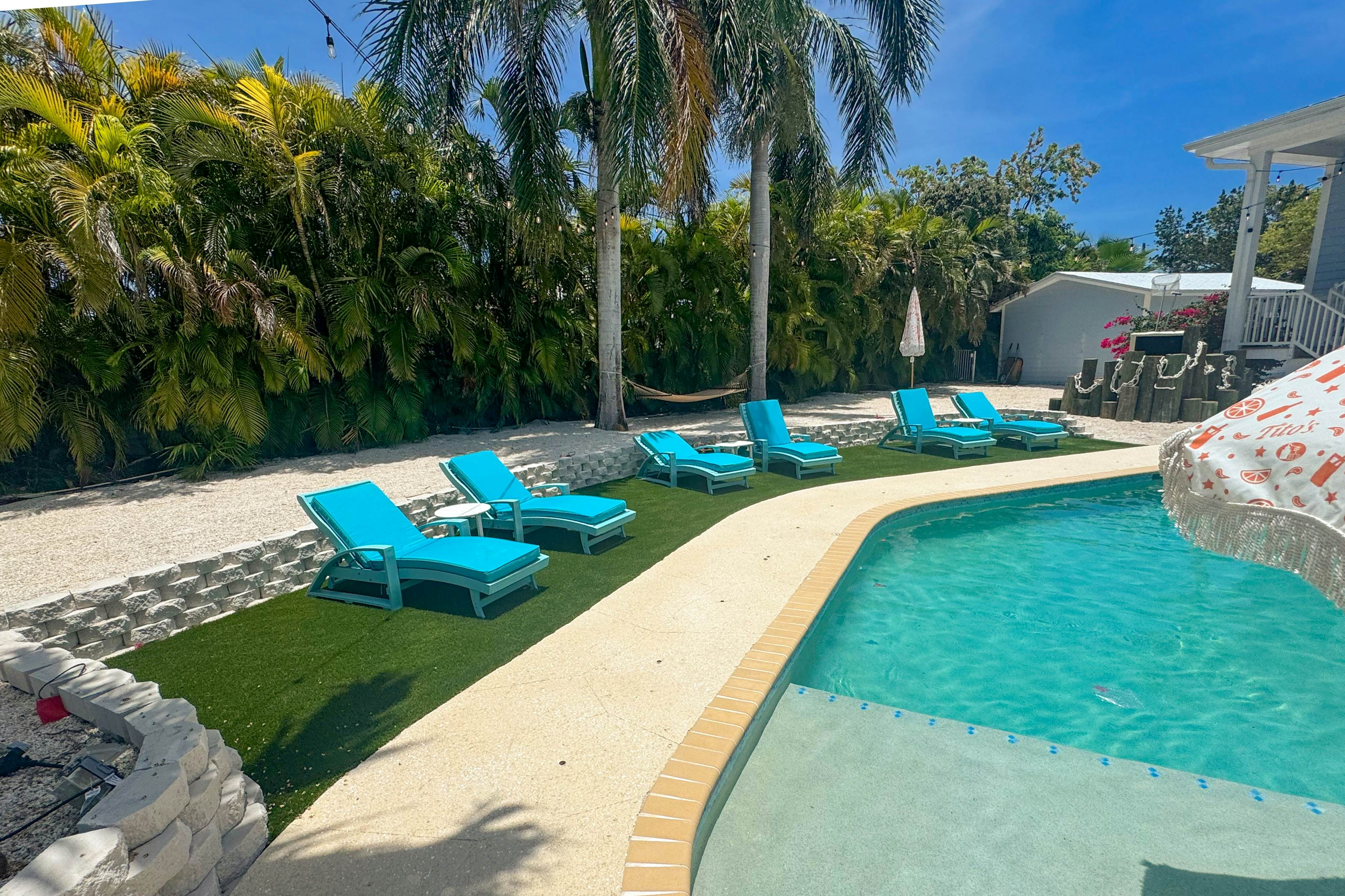 Bayfront Sunset Oasis