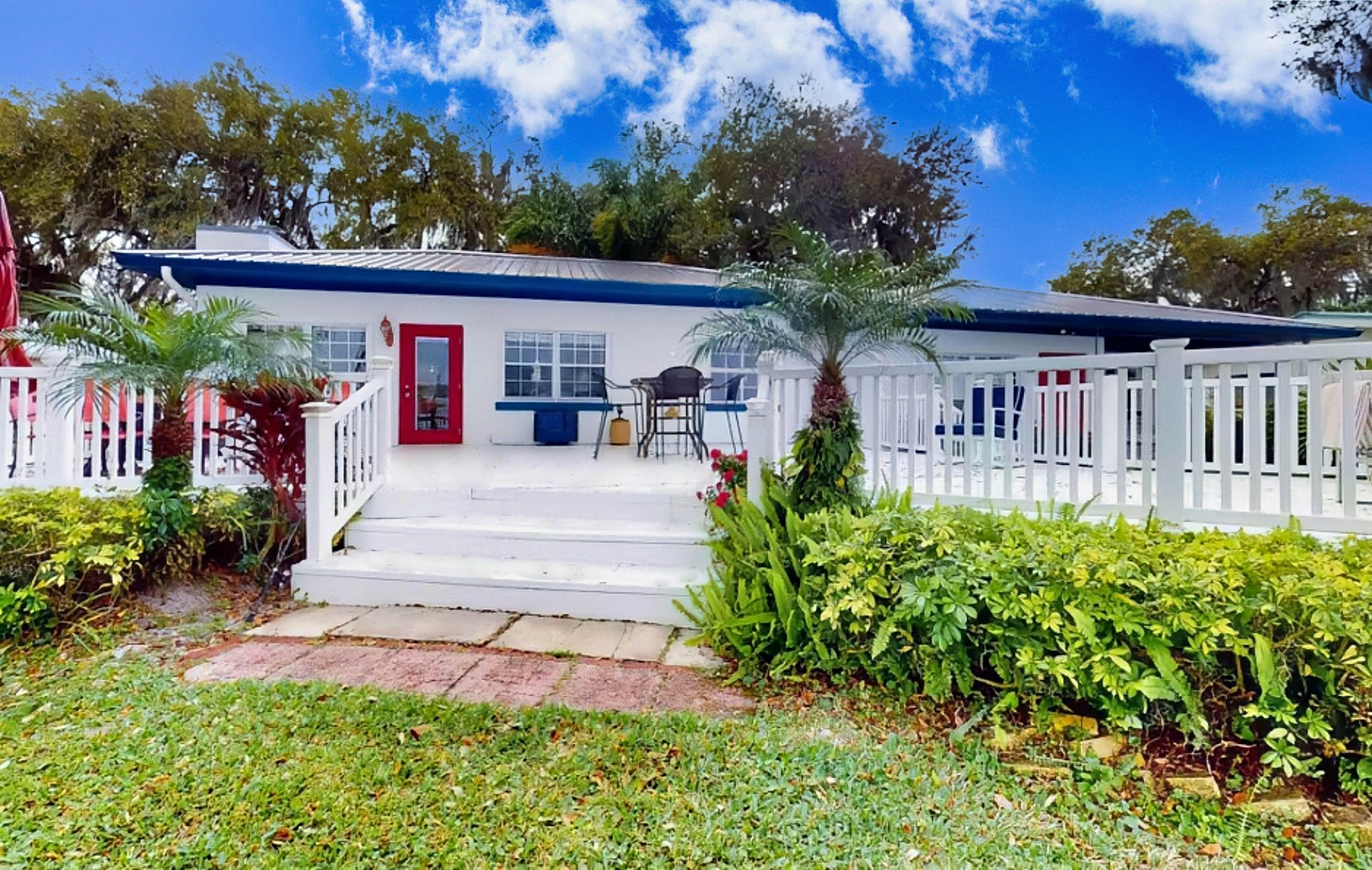 Paradise on Lake Henry