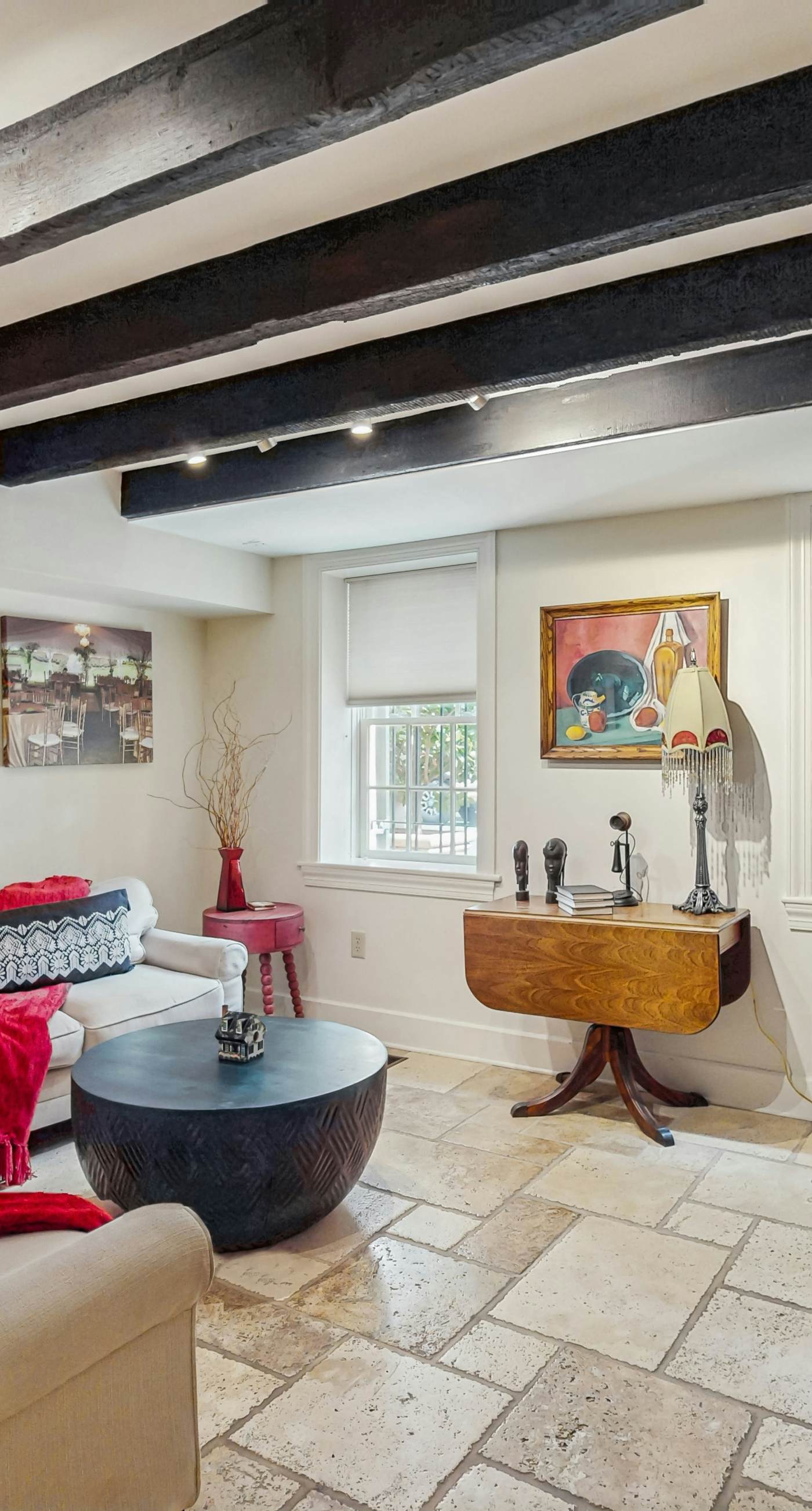 Garden Level on Charlton