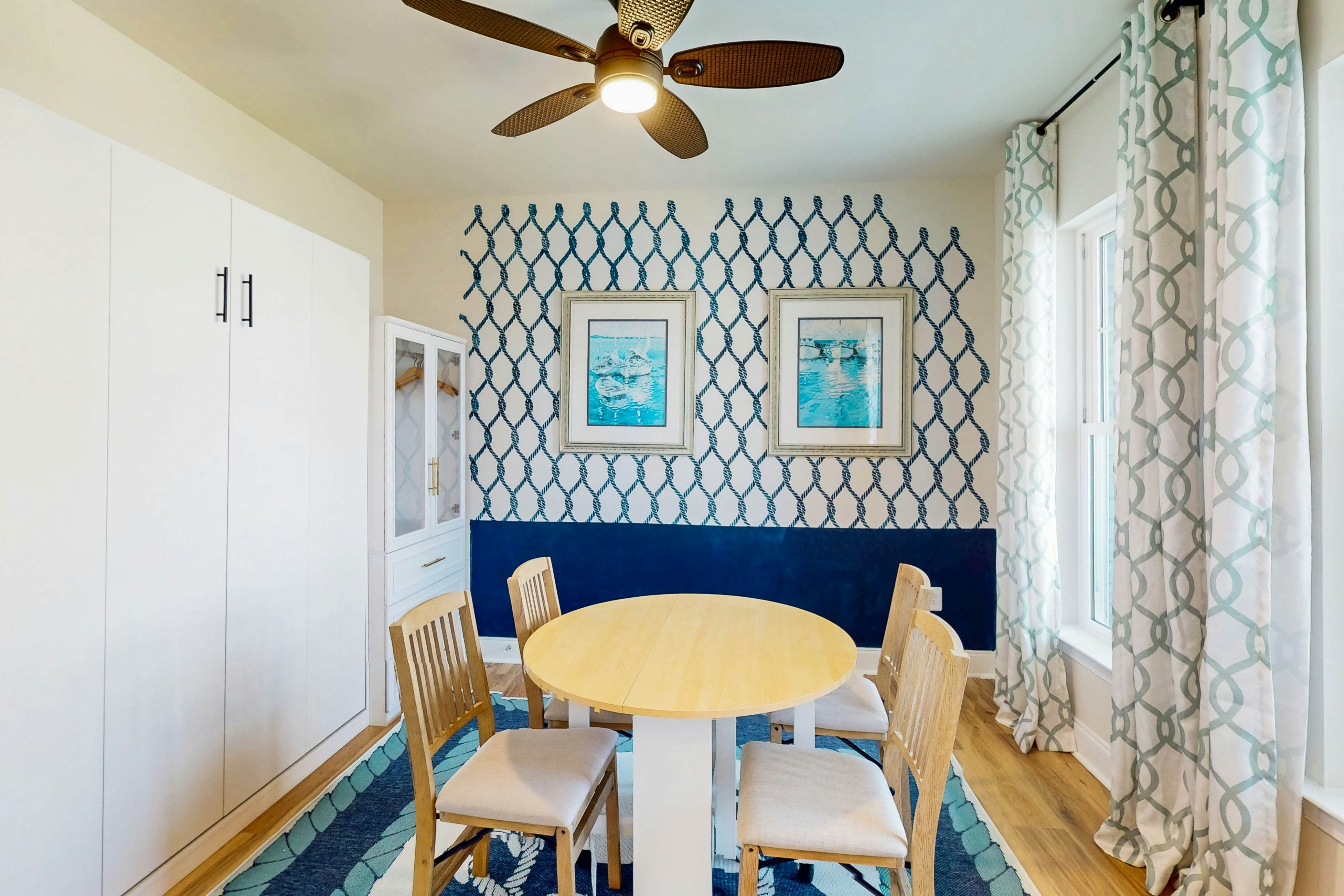 Bay Dreams - 31415 Erie Ave