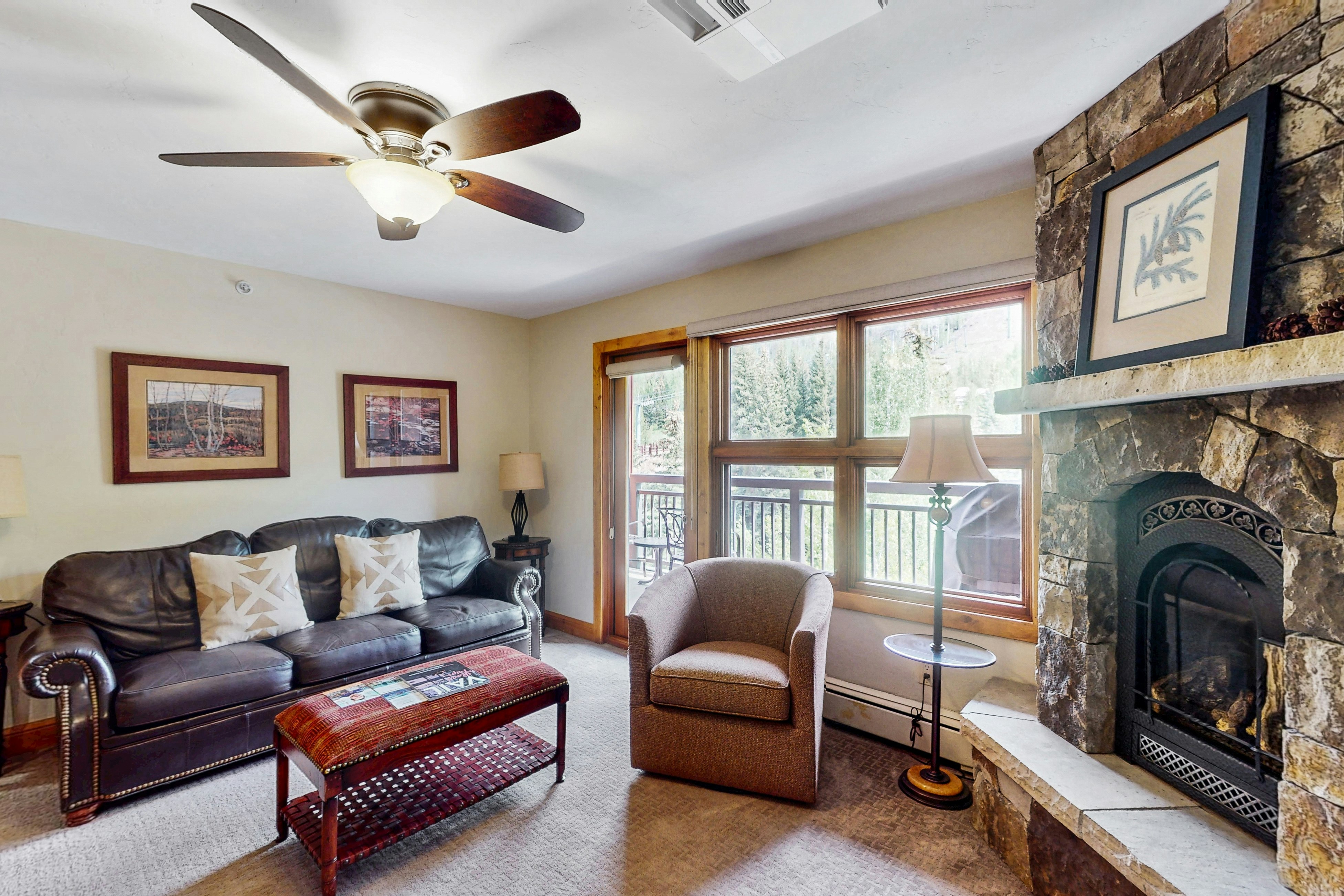 Lion Square Lodge South 454