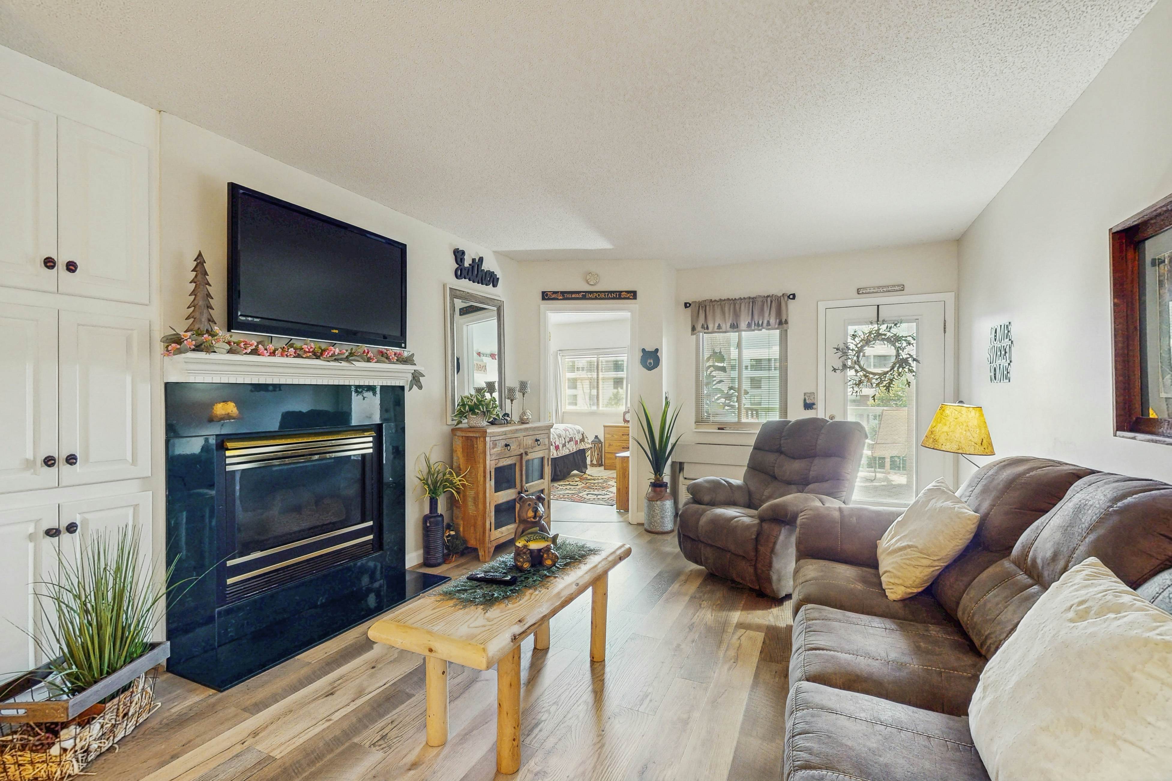 Rivers Edge Condo 407