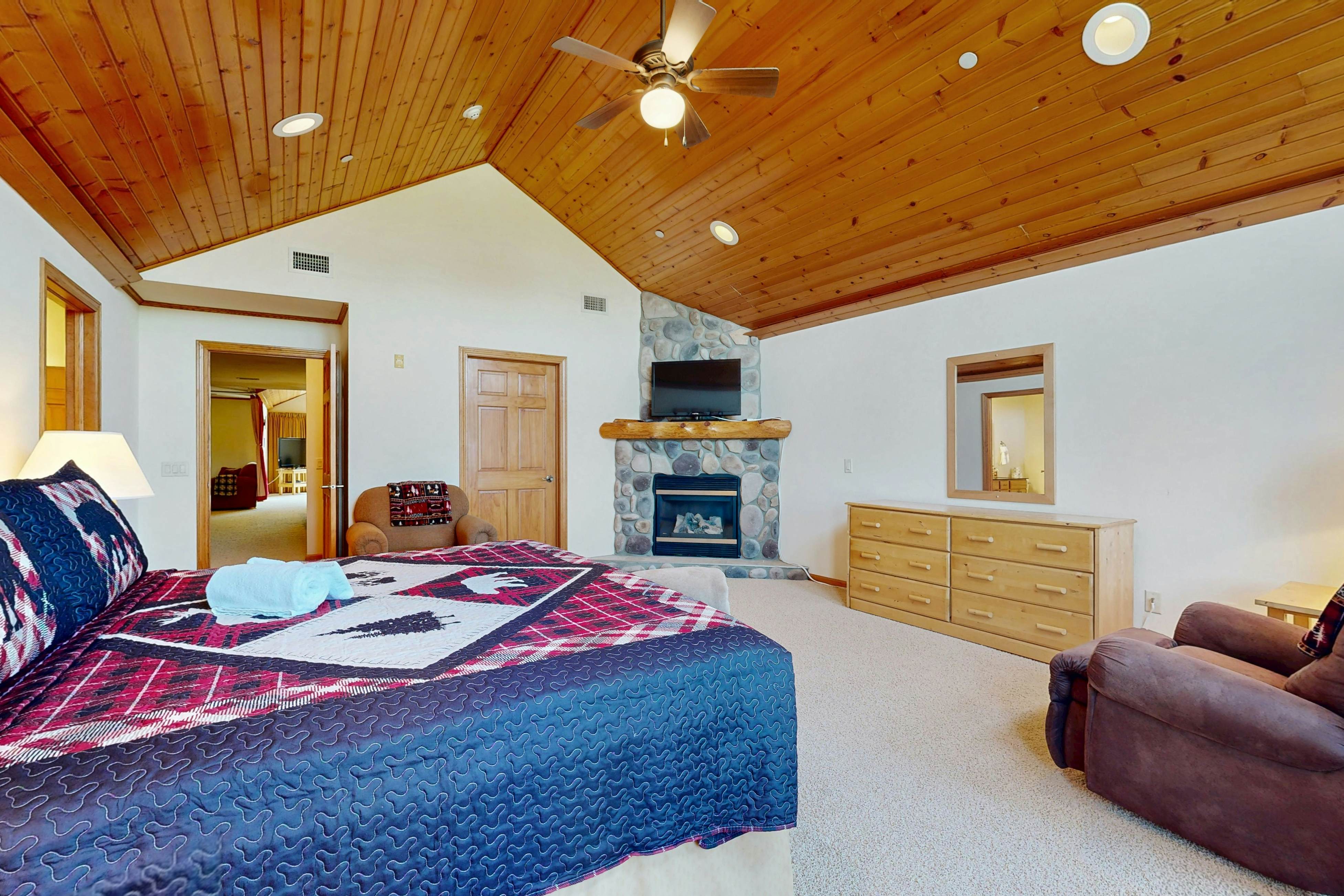 Fountain View Between Holes 1 & 2