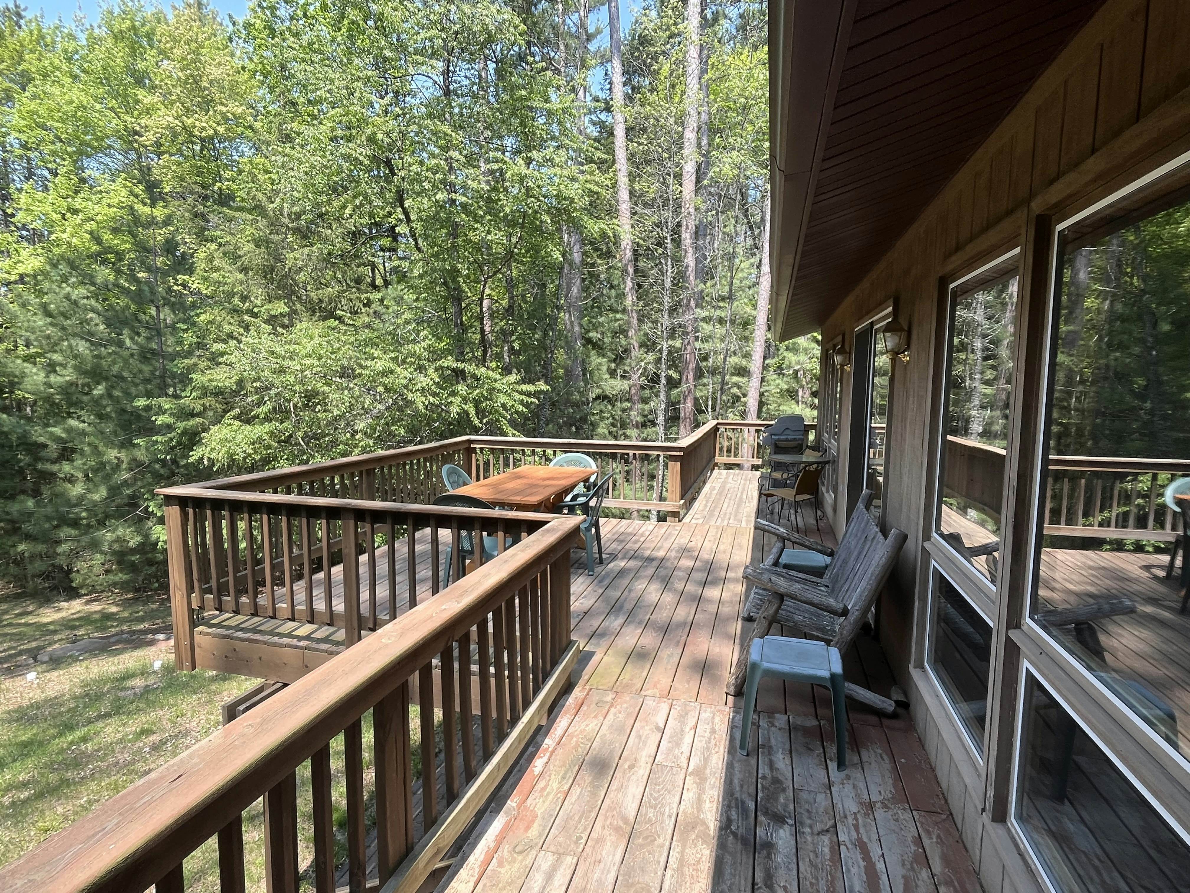 Swaying Pines Estate 