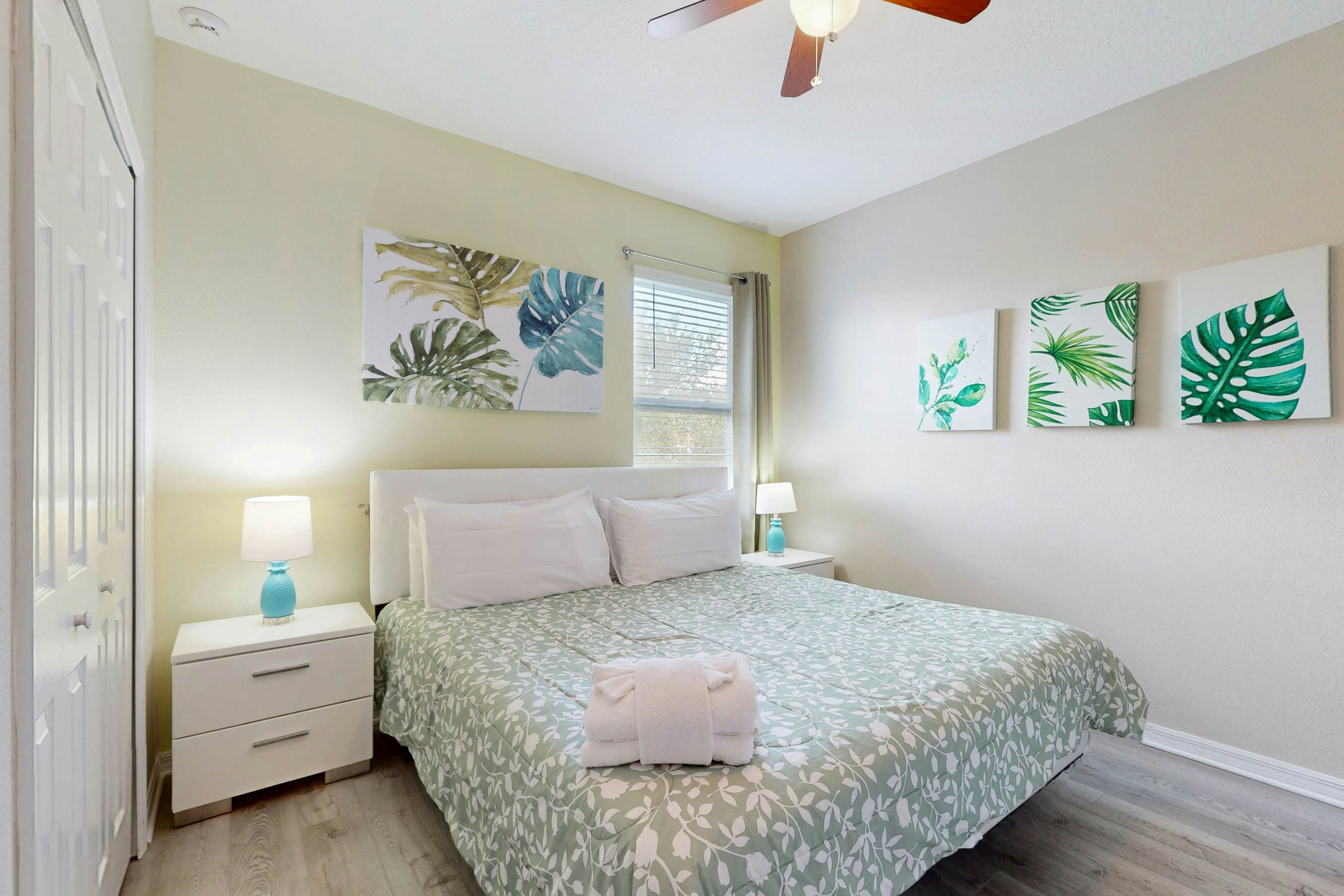 Coastal Breeze Mansion - Solterra