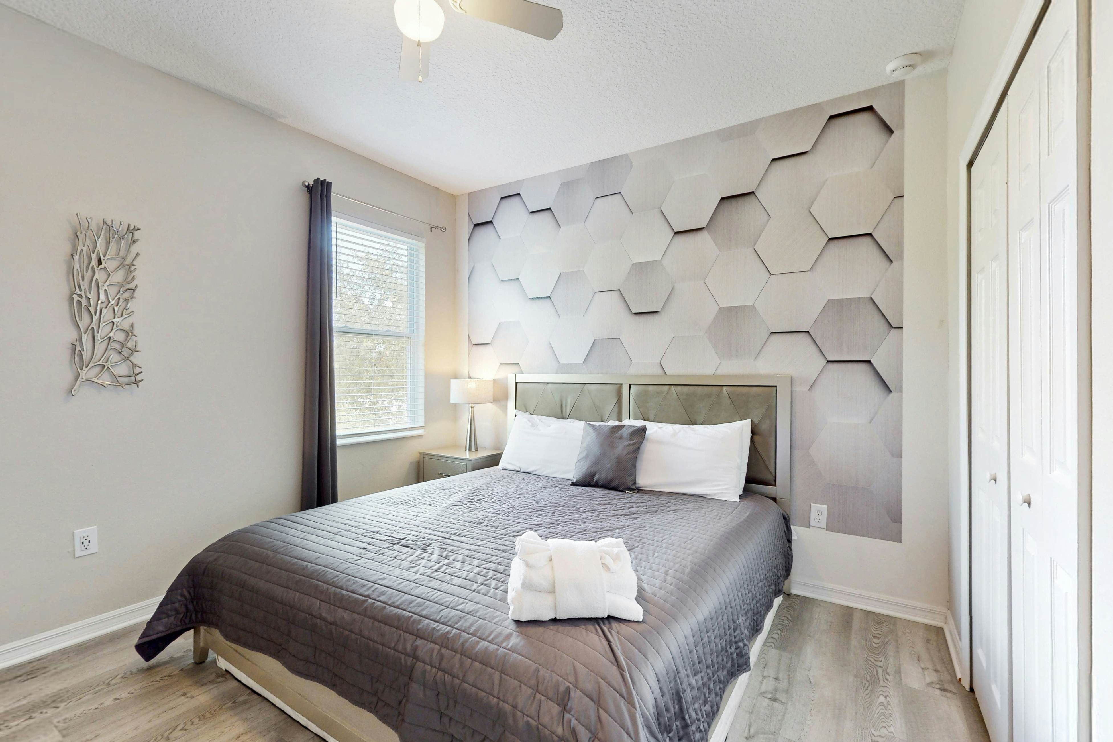 Coastal Breeze Mansion - Solterra