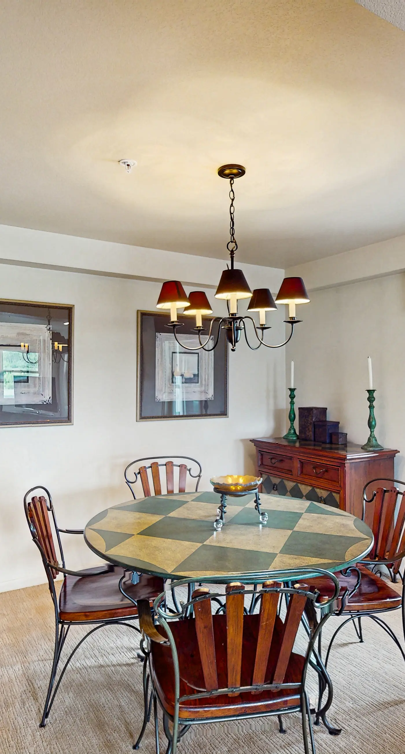 Torian Plum Plaza 403 