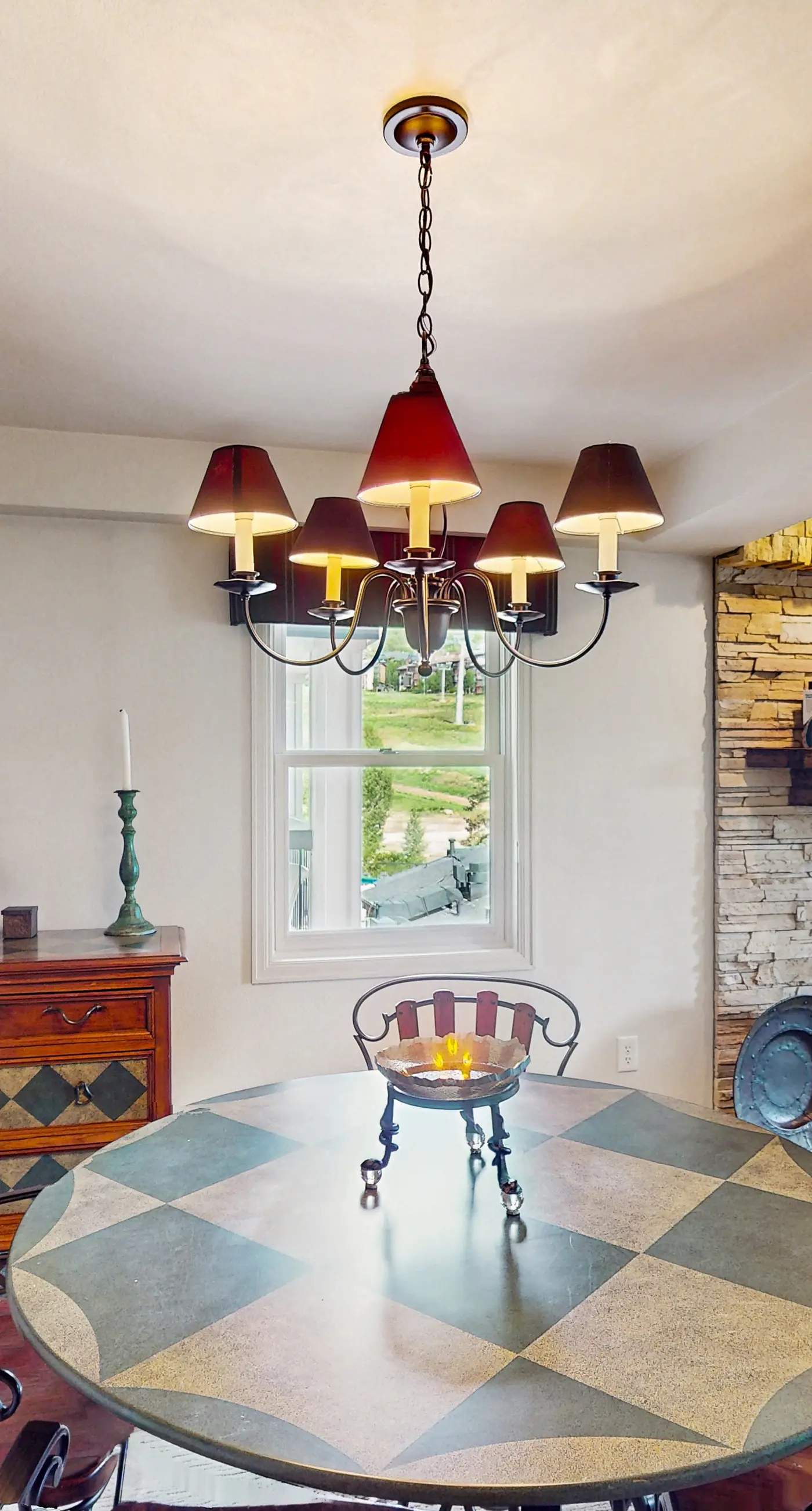 Torian Plum Plaza 403 