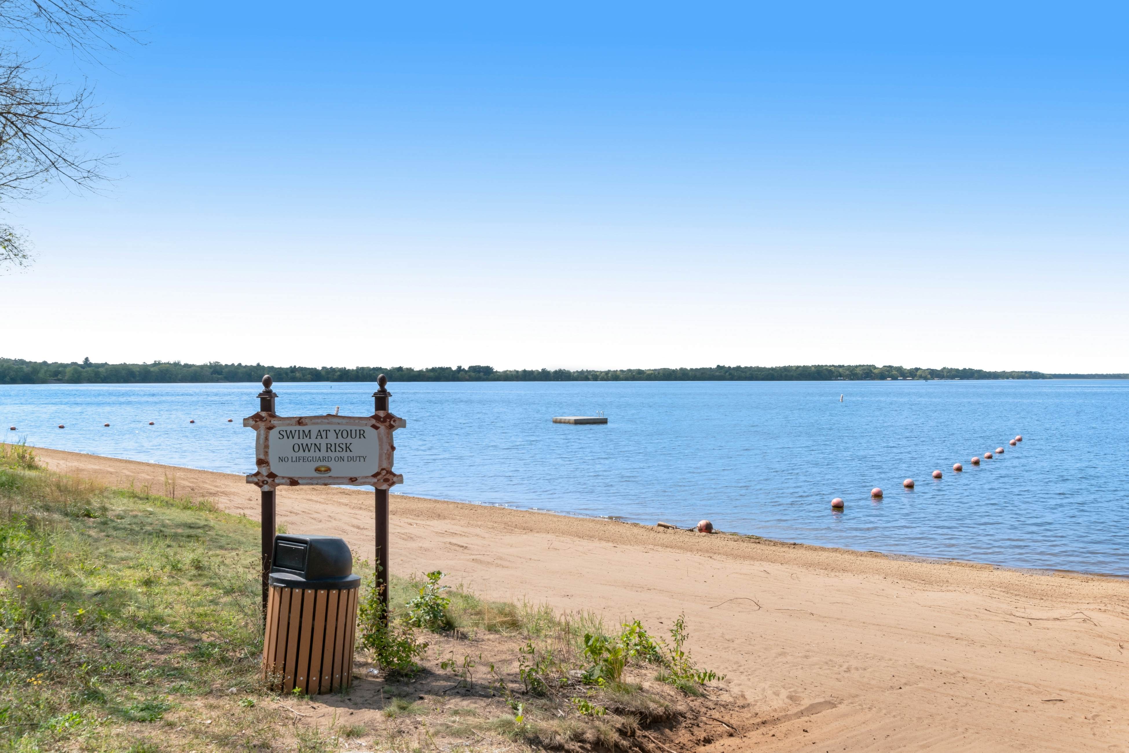 Fountain View Between Holes 1 & 2