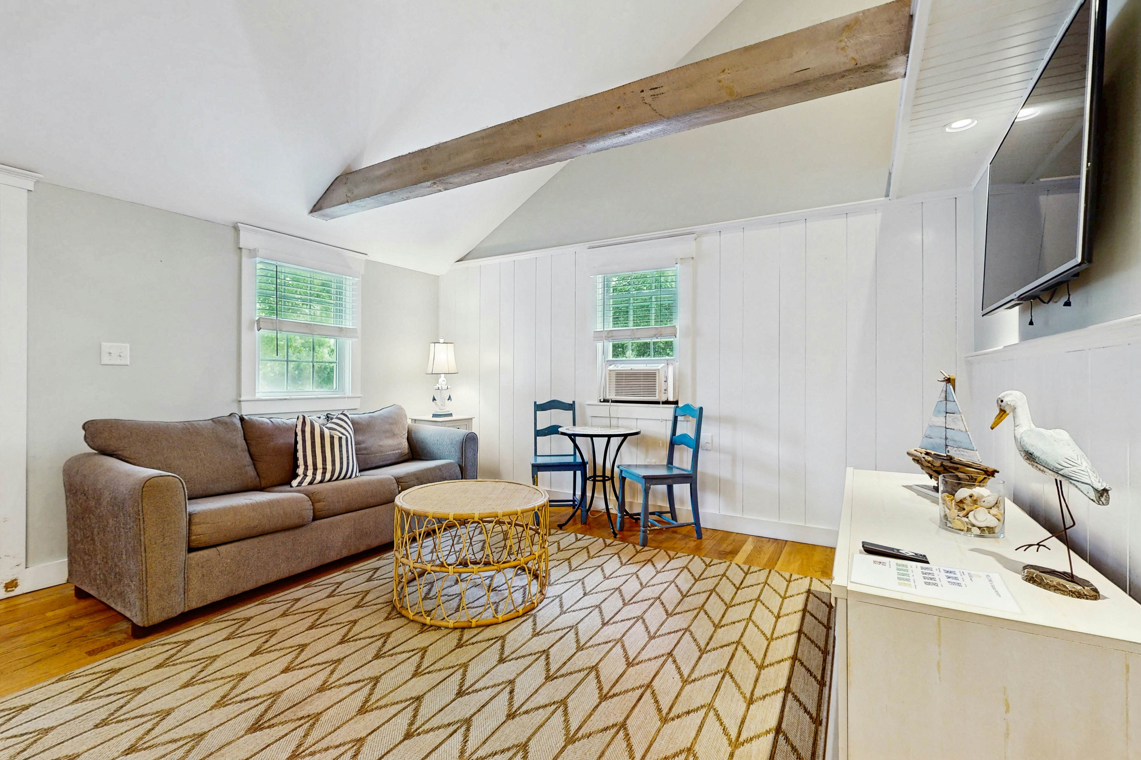 Salty Kisses Unit 20