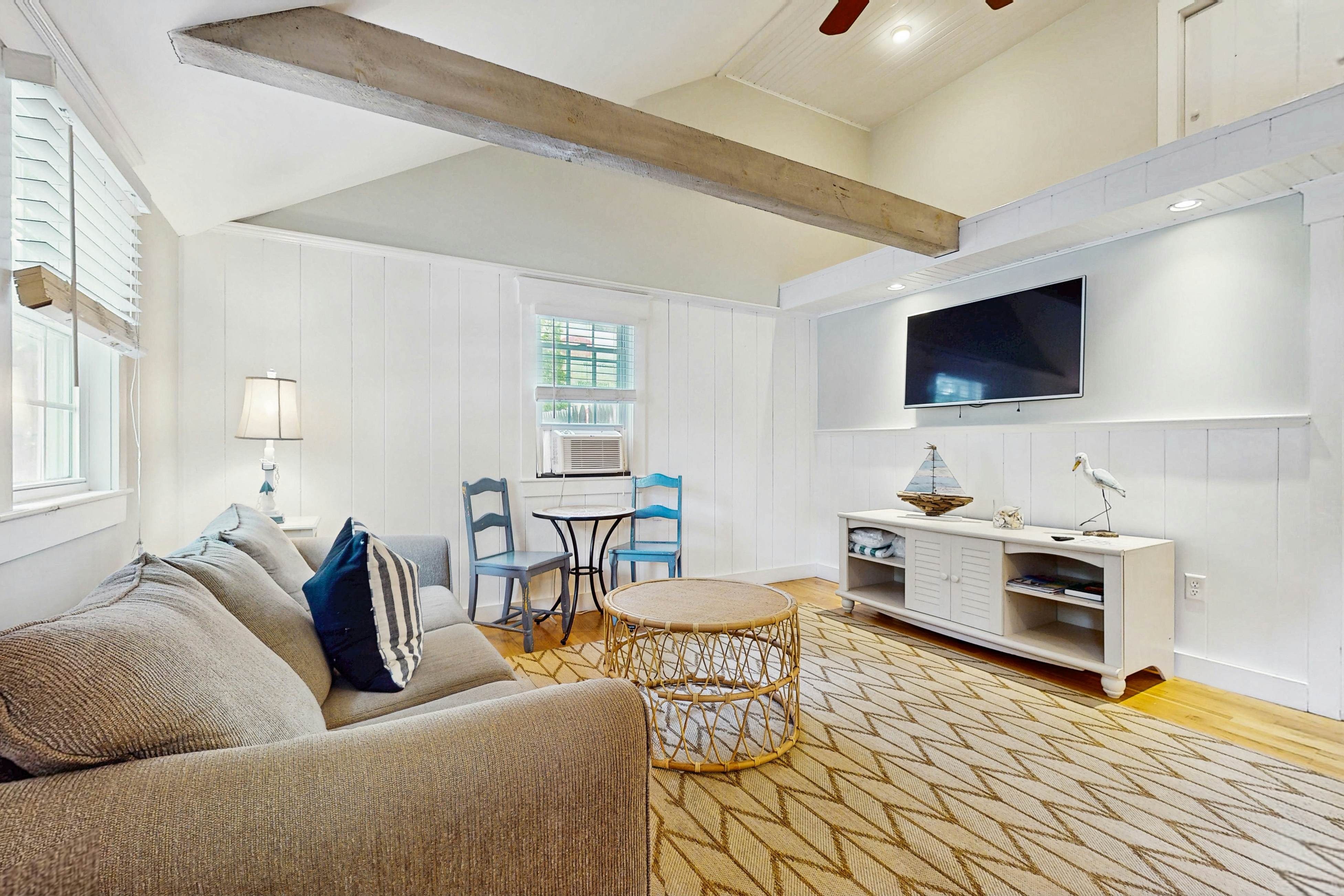 Salty Kisses Unit 20