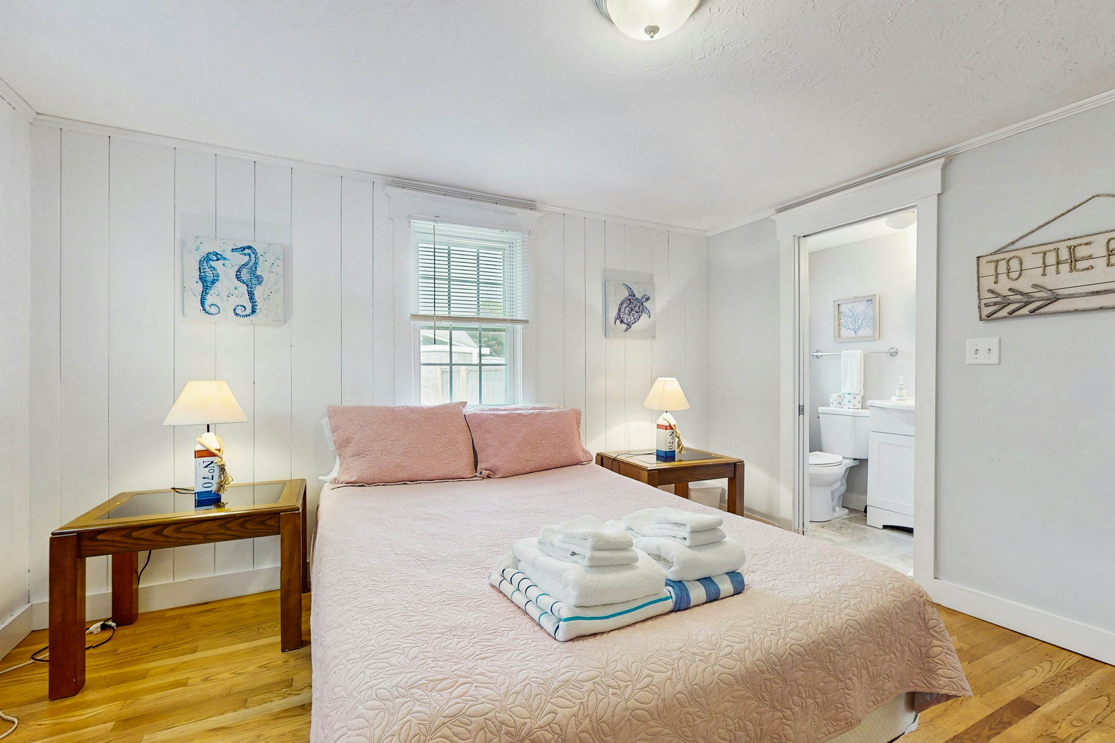 Salty Kisses Unit 20