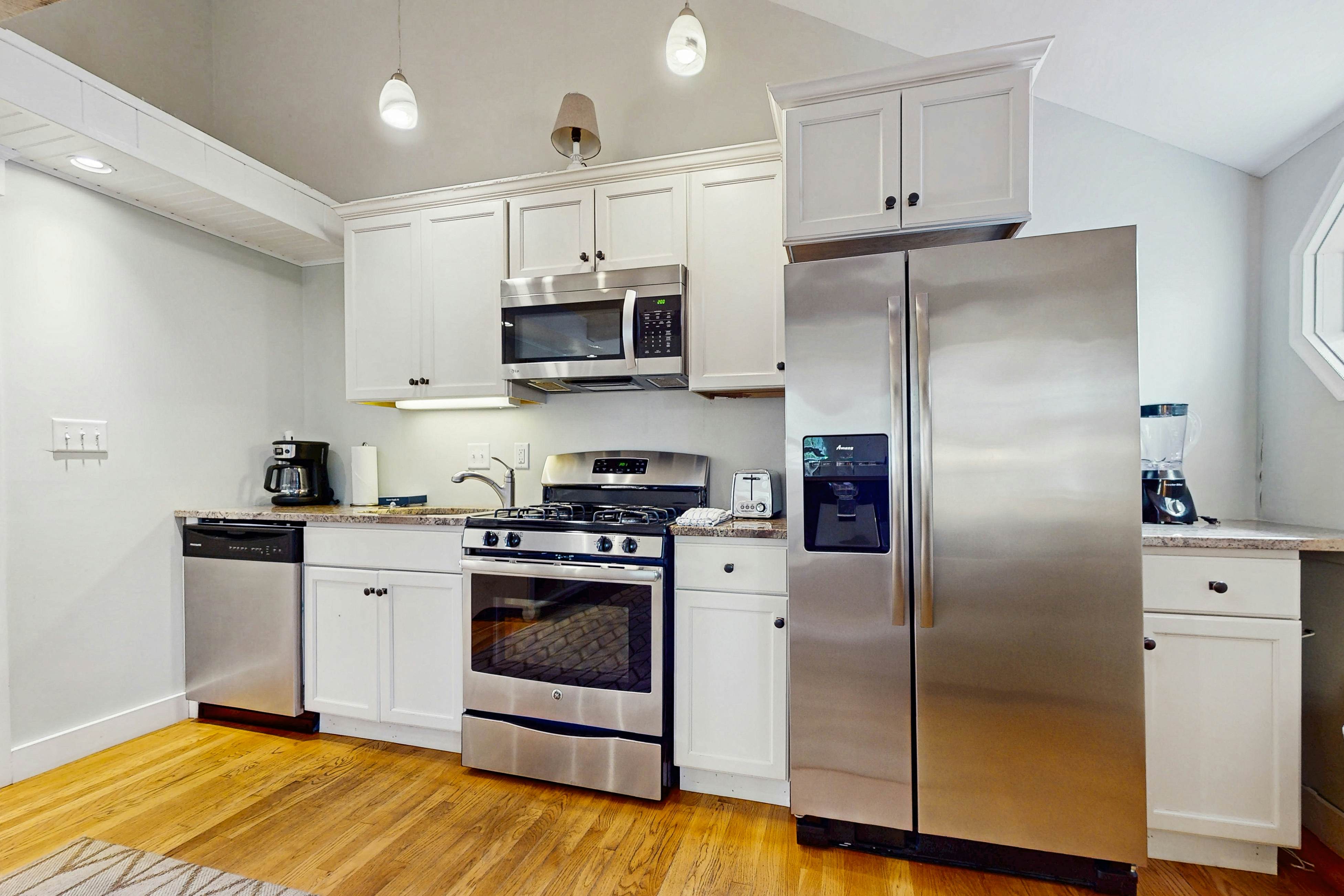 Salty Kisses Unit 20