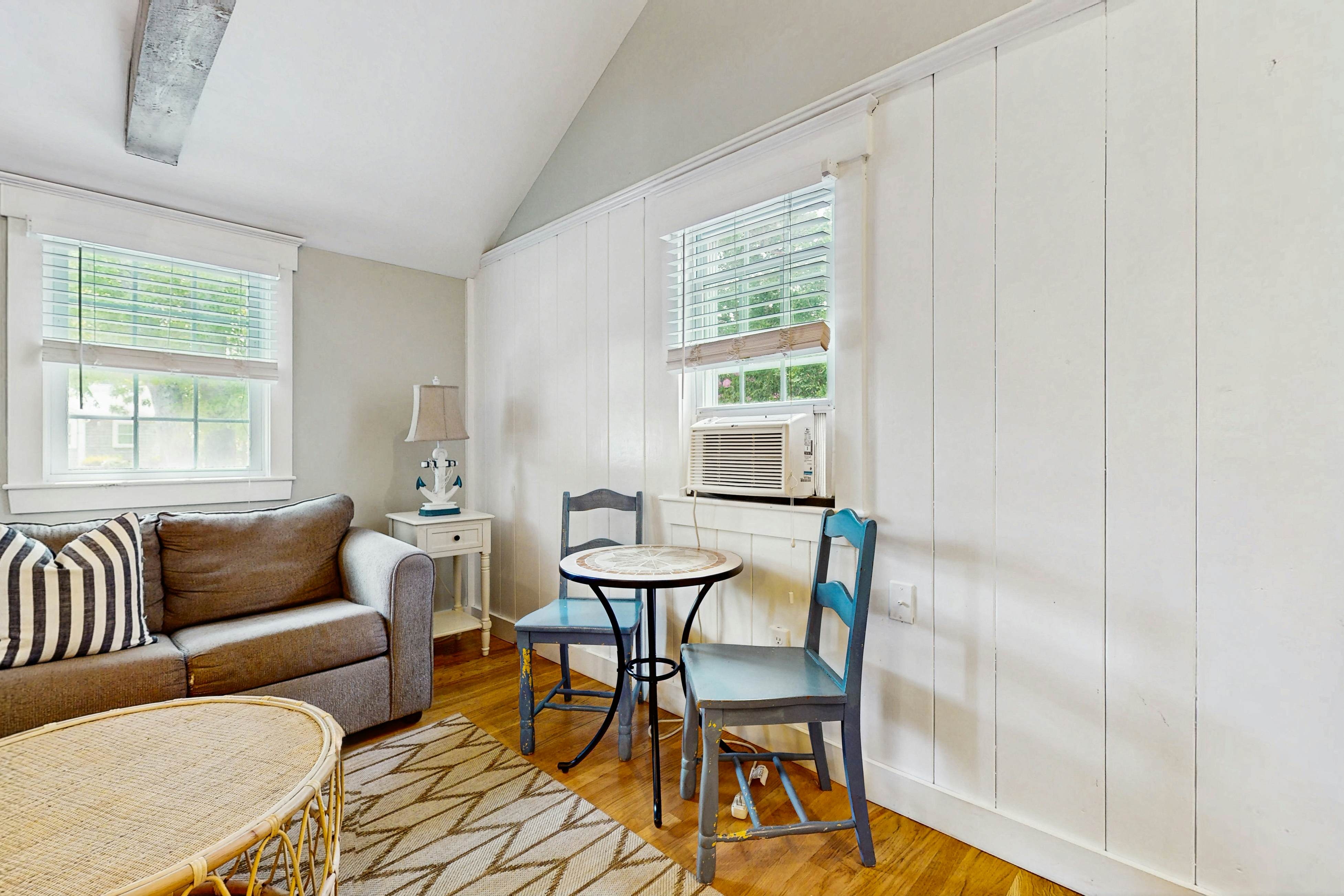 Salty Kisses Unit 20