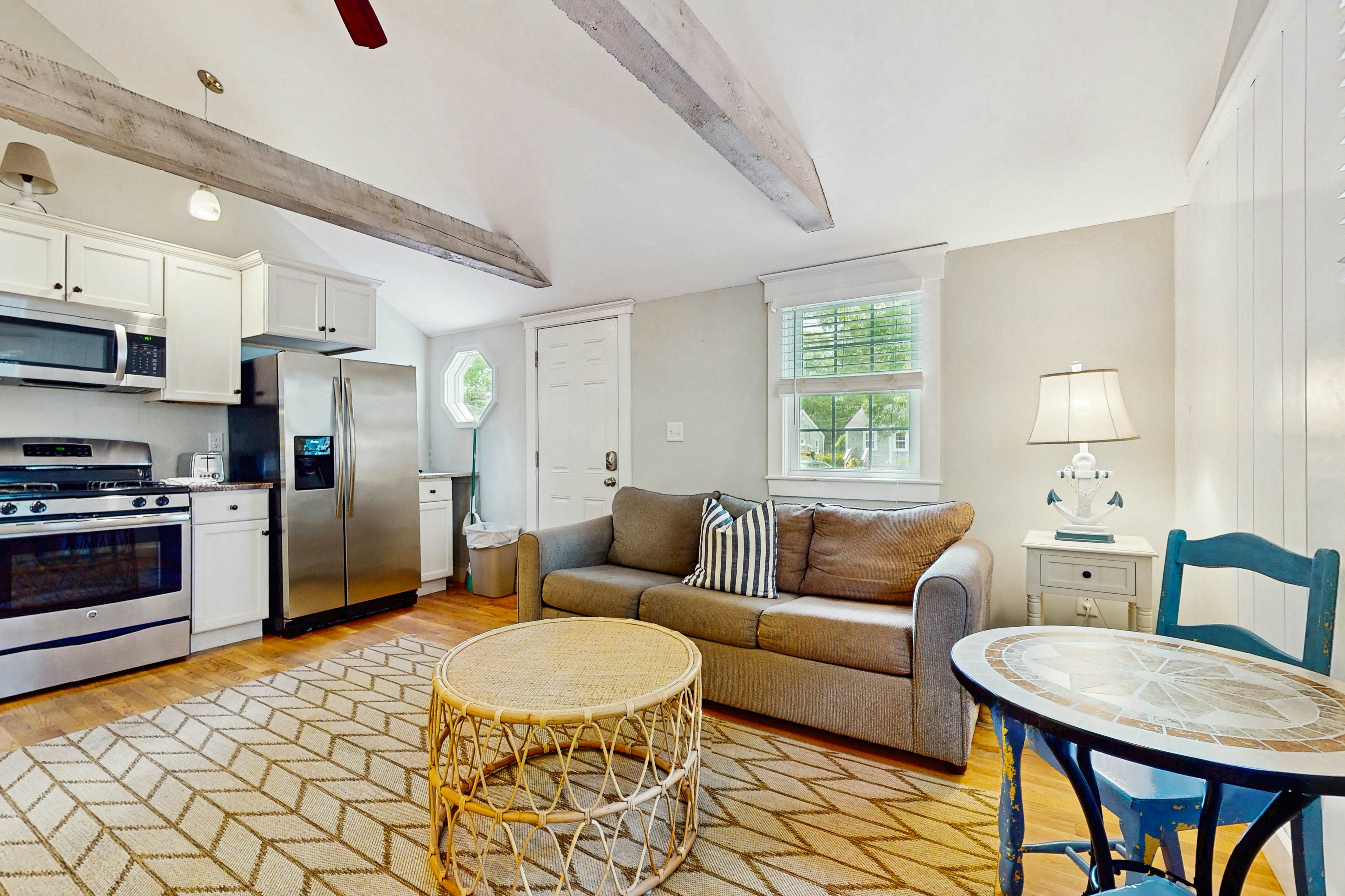 Salty Kisses Unit 20