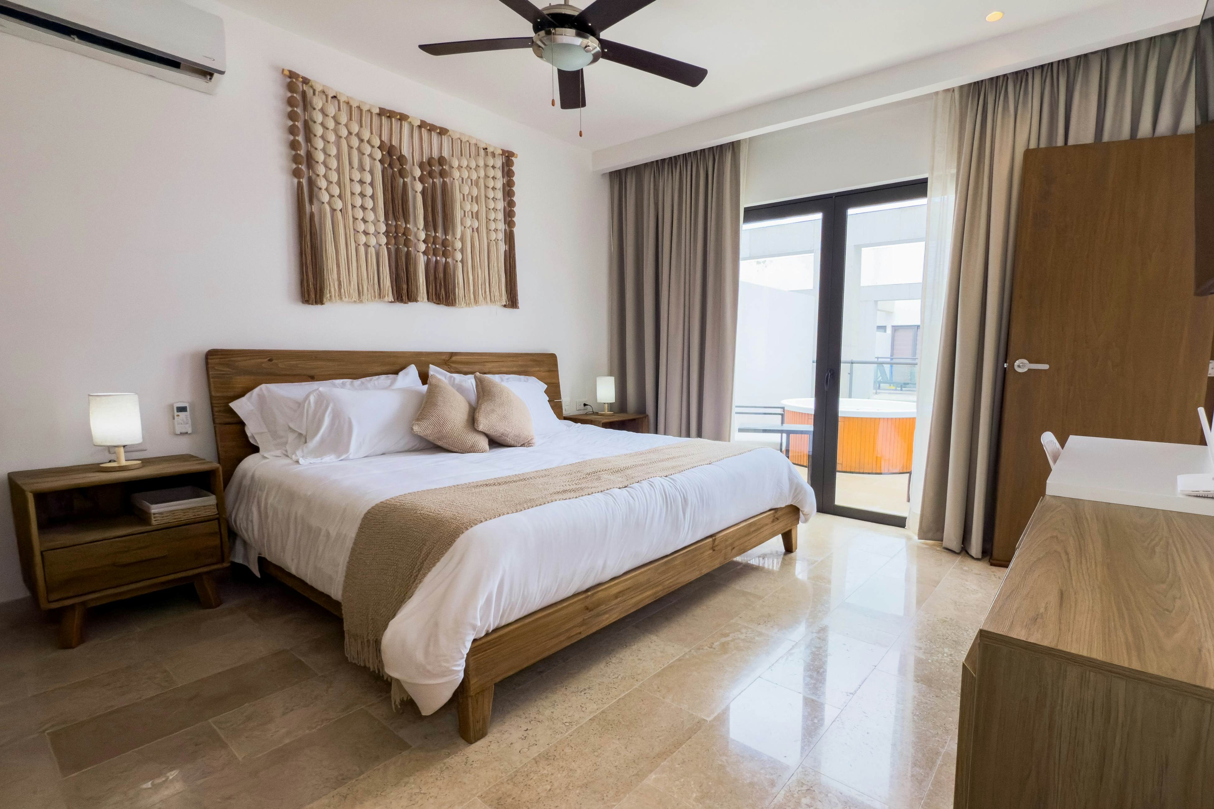 Luna de Arena at Ipana