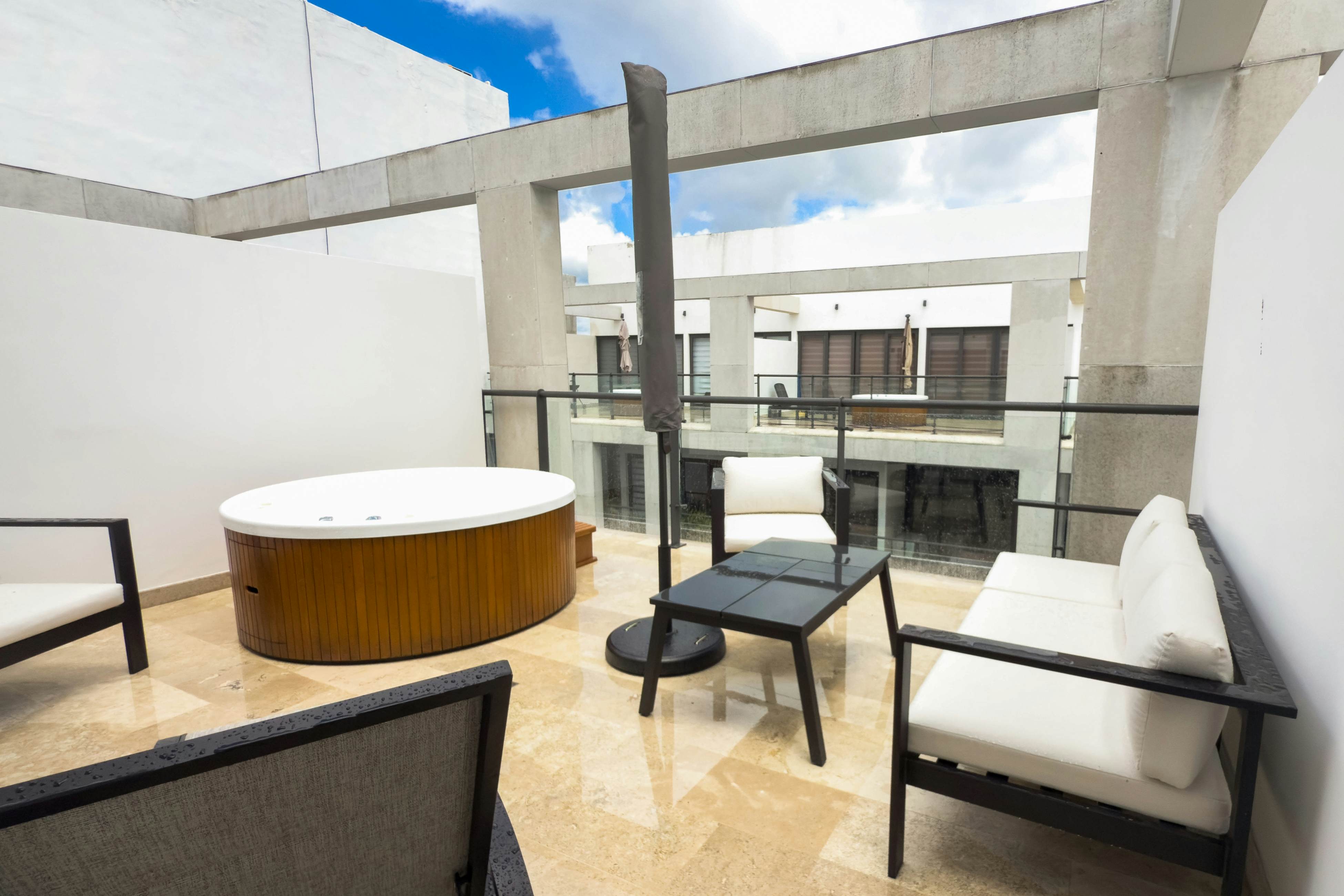 Luna de Arena at Ipana